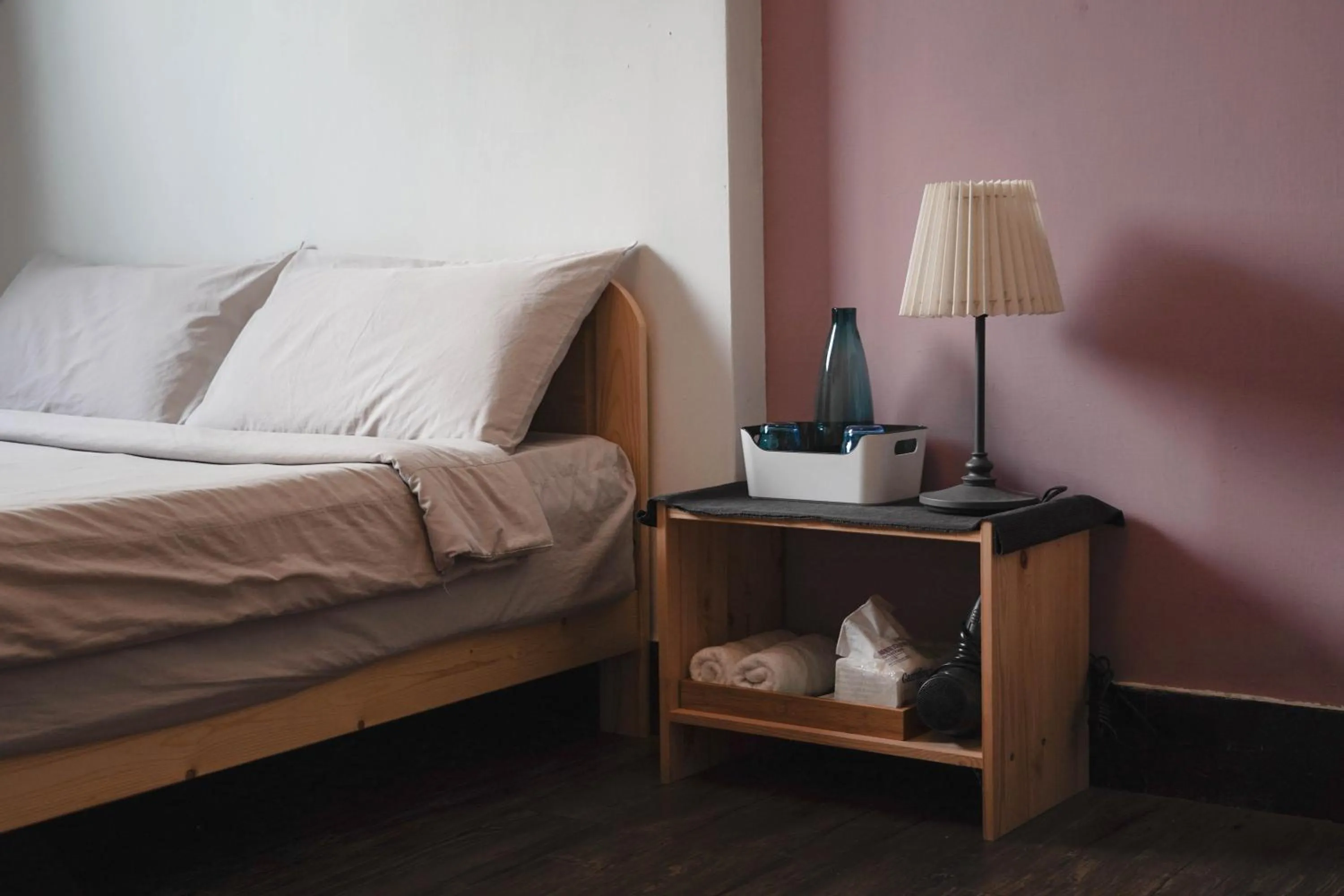 Bed in Dulan The Travel Bug Bistro Inn