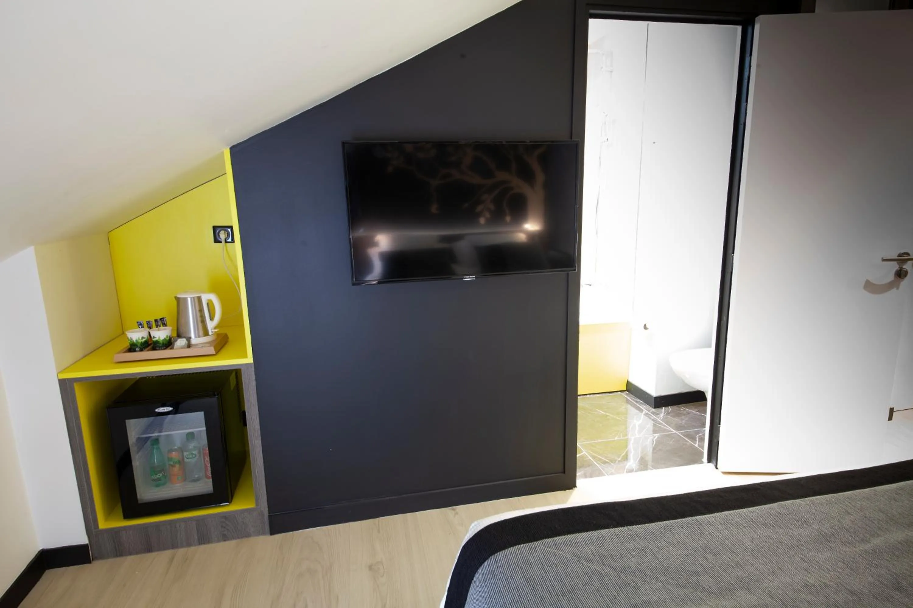 Photo of the whole room, Bed in Quality Hotel Clermont Kennedy