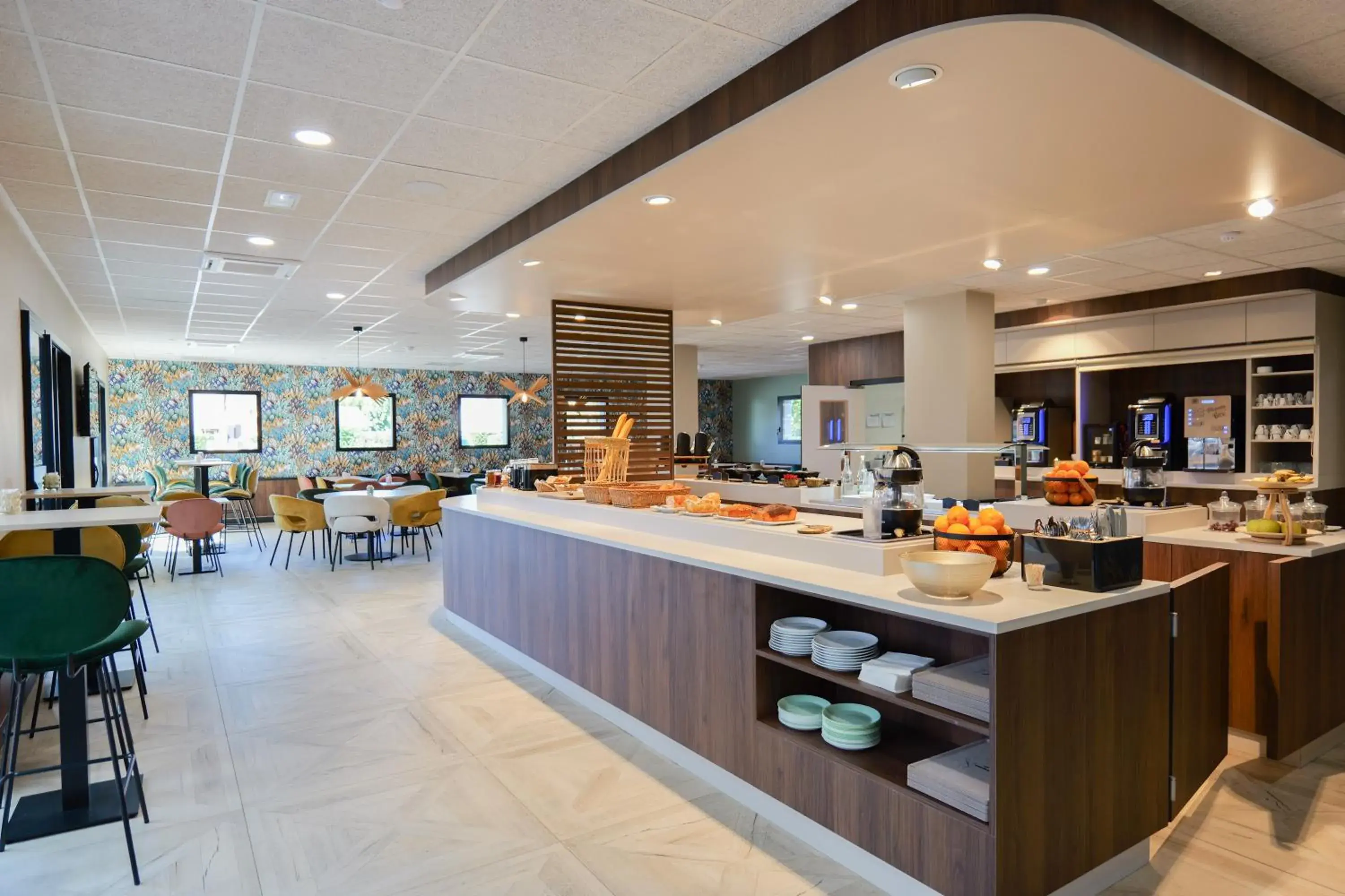 Buffet breakfast in Hôtel Le Kennedy, Clermont-Ferrand, The Originals Relais Buffet breakfast in Hôtel Le Kennedy, Clermont-Ferrand, The Originals Relais