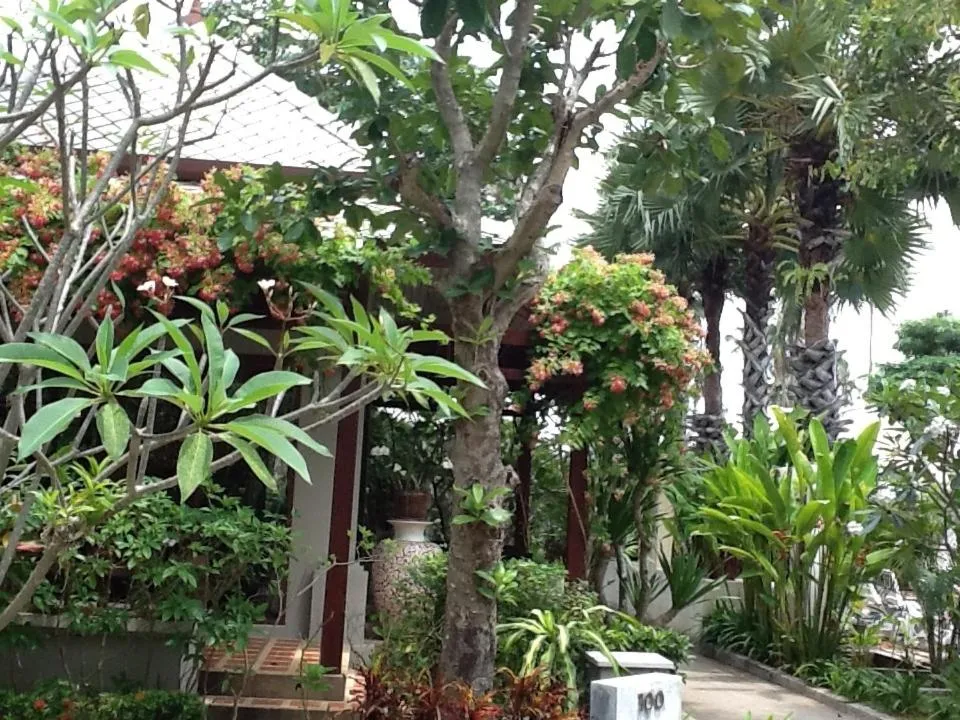 Garden in Bhumlapa Garden Resort
