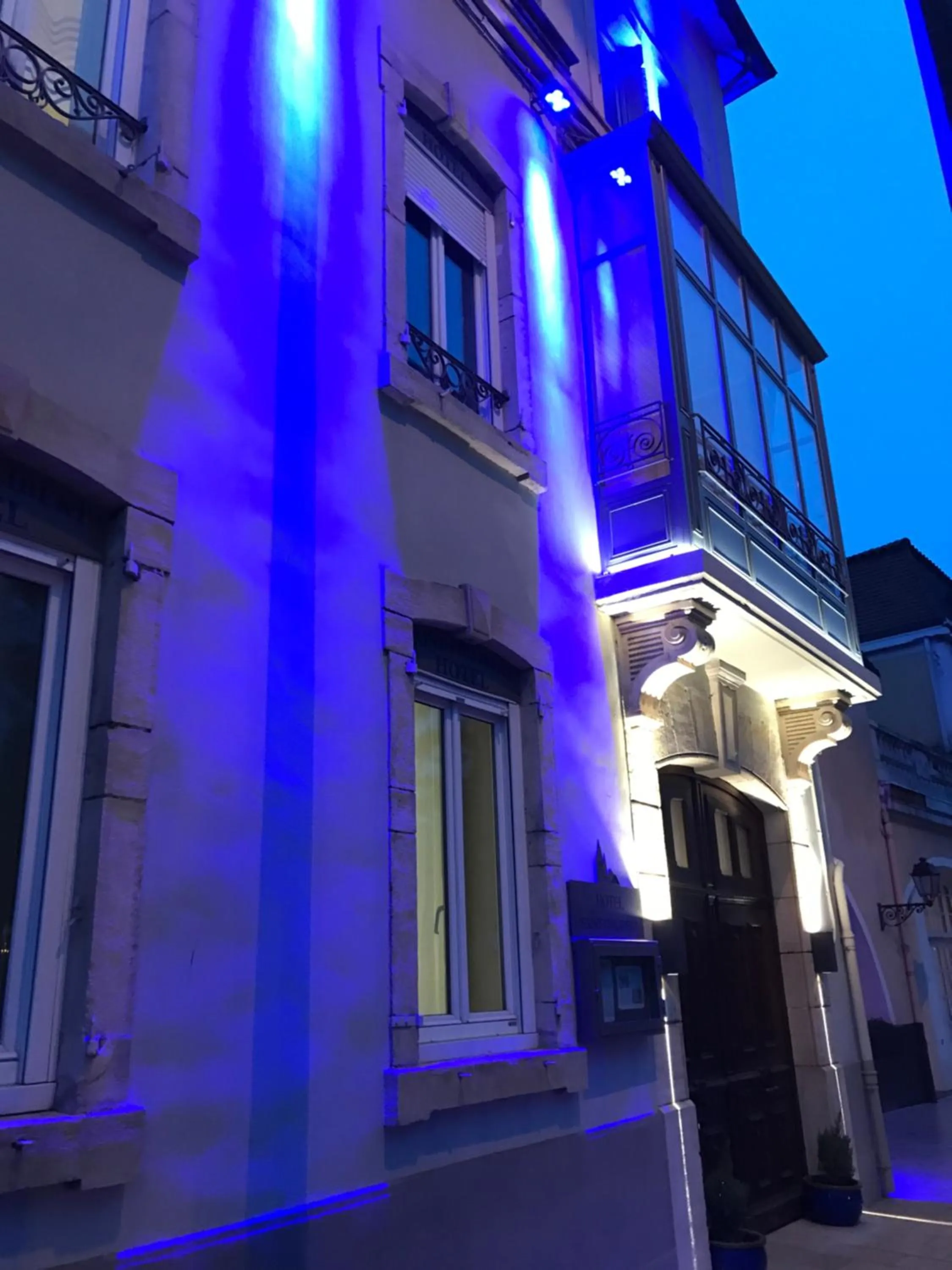 Facade/entrance in Hôtel Saint Philibert