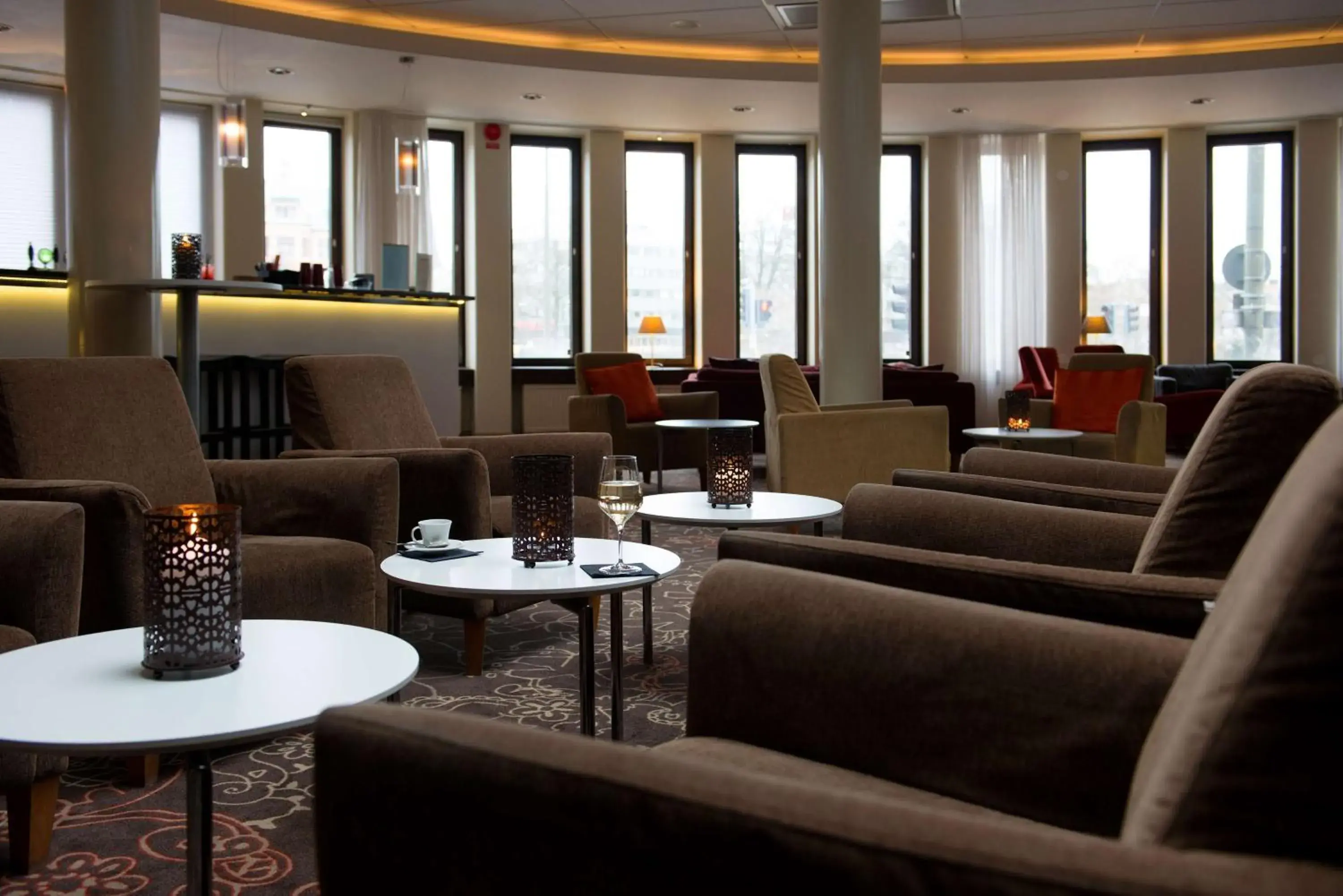 Lounge or bar in Scandic Malmö City Lounge or bar in Scandic Malmö City