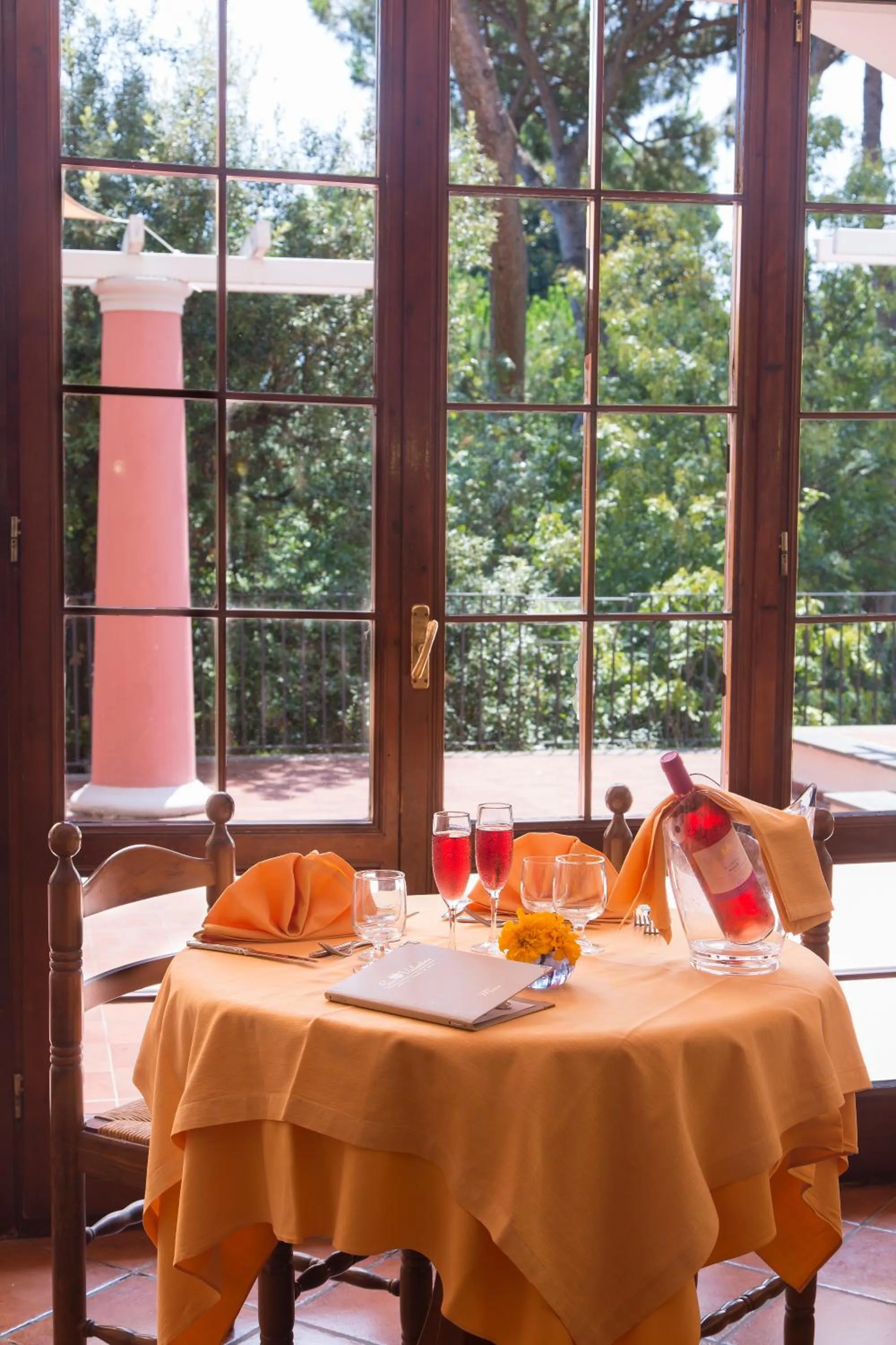 Restaurant/places to eat in Hotel San Valentino Terme
