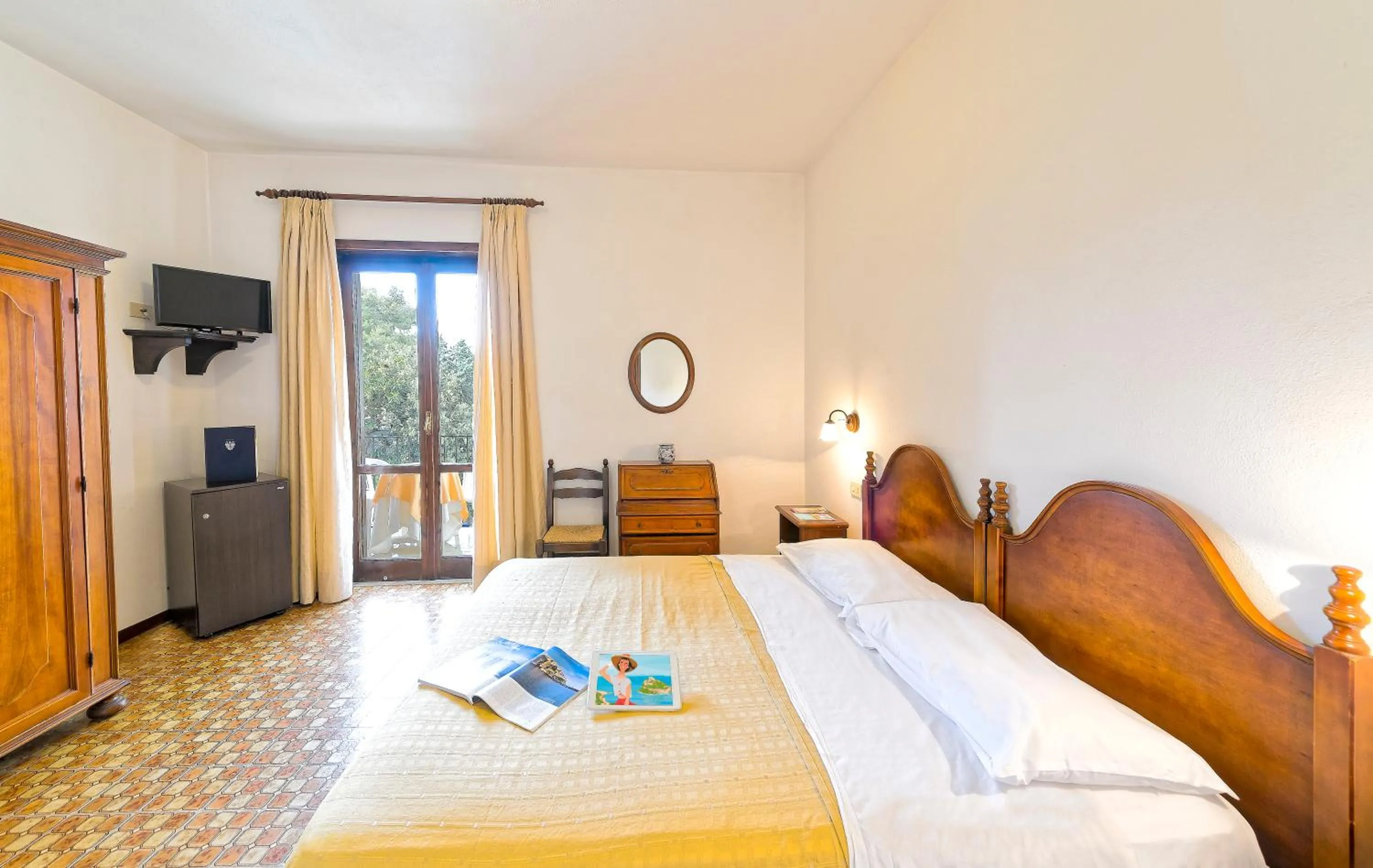 Bedroom, Bed in Hotel San Valentino Terme