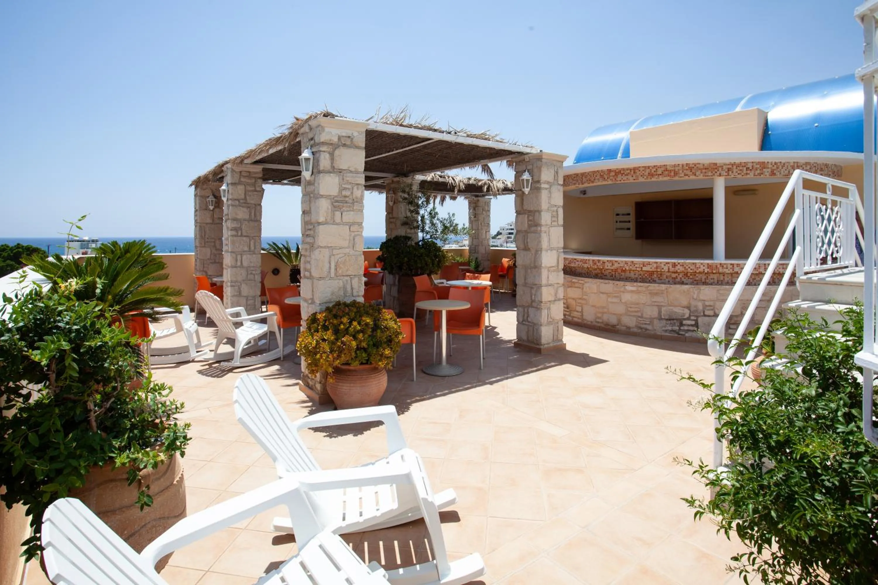 Lounge or bar in Porto Plakias & Spa