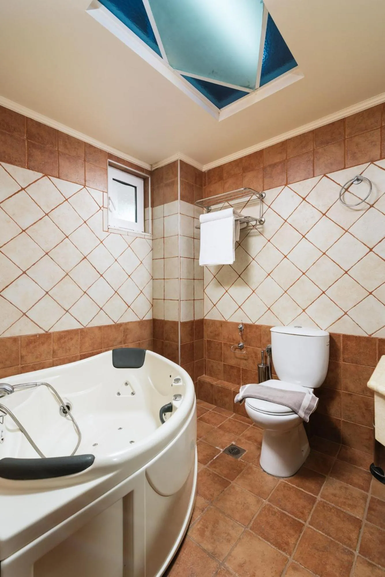 Bathroom in Porto Plakias & Spa