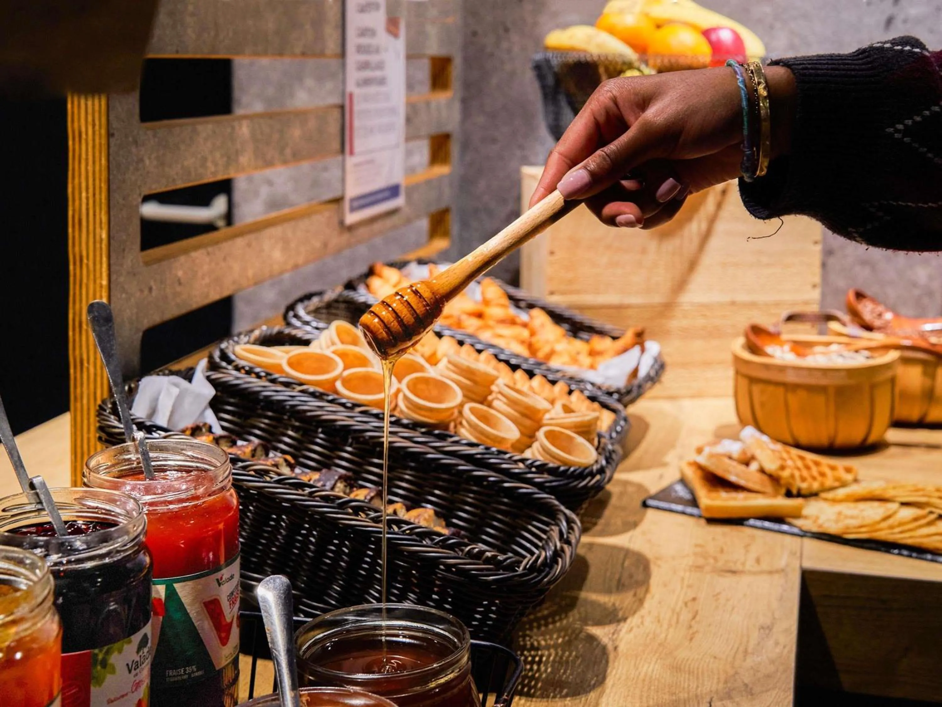 Breakfast in ibis budget Bordeaux Centre - Gare Saint Jean