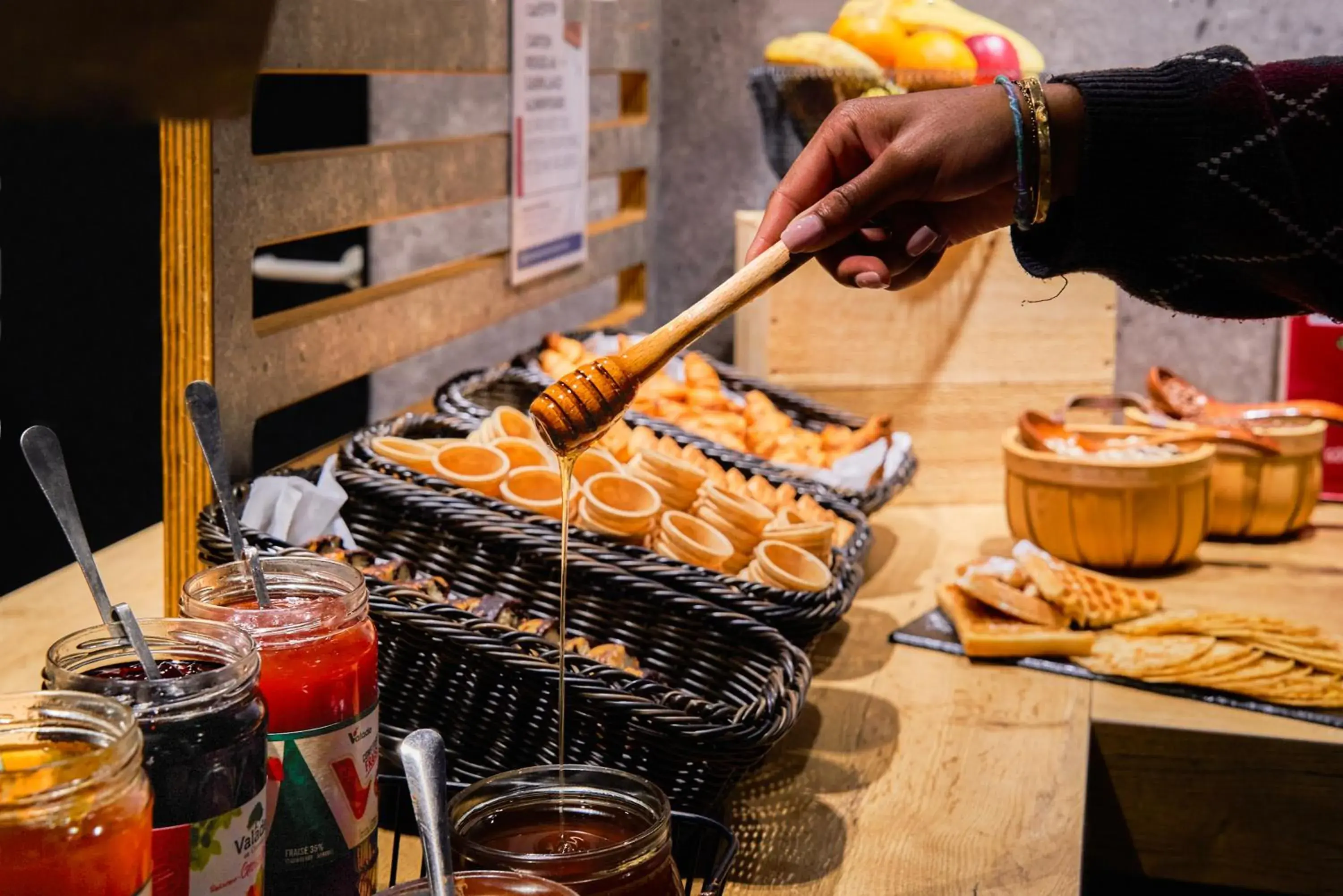 Continental breakfast in ibis budget Bordeaux Centre - Gare Saint Jean Continental breakfast in ibis budget Bordeaux Centre - Gare Saint Jean