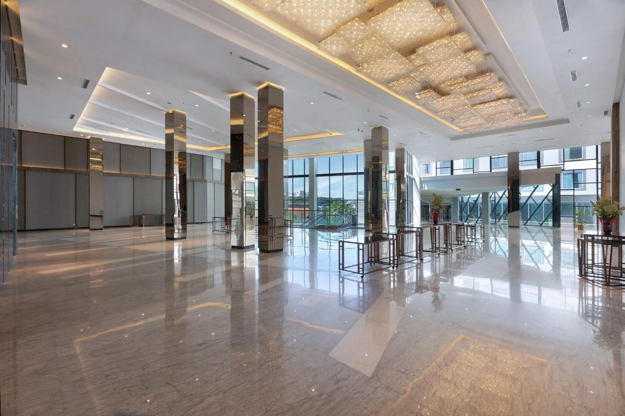 Meeting/conference room in Holiday Inn Bandung Pasteur by IHG