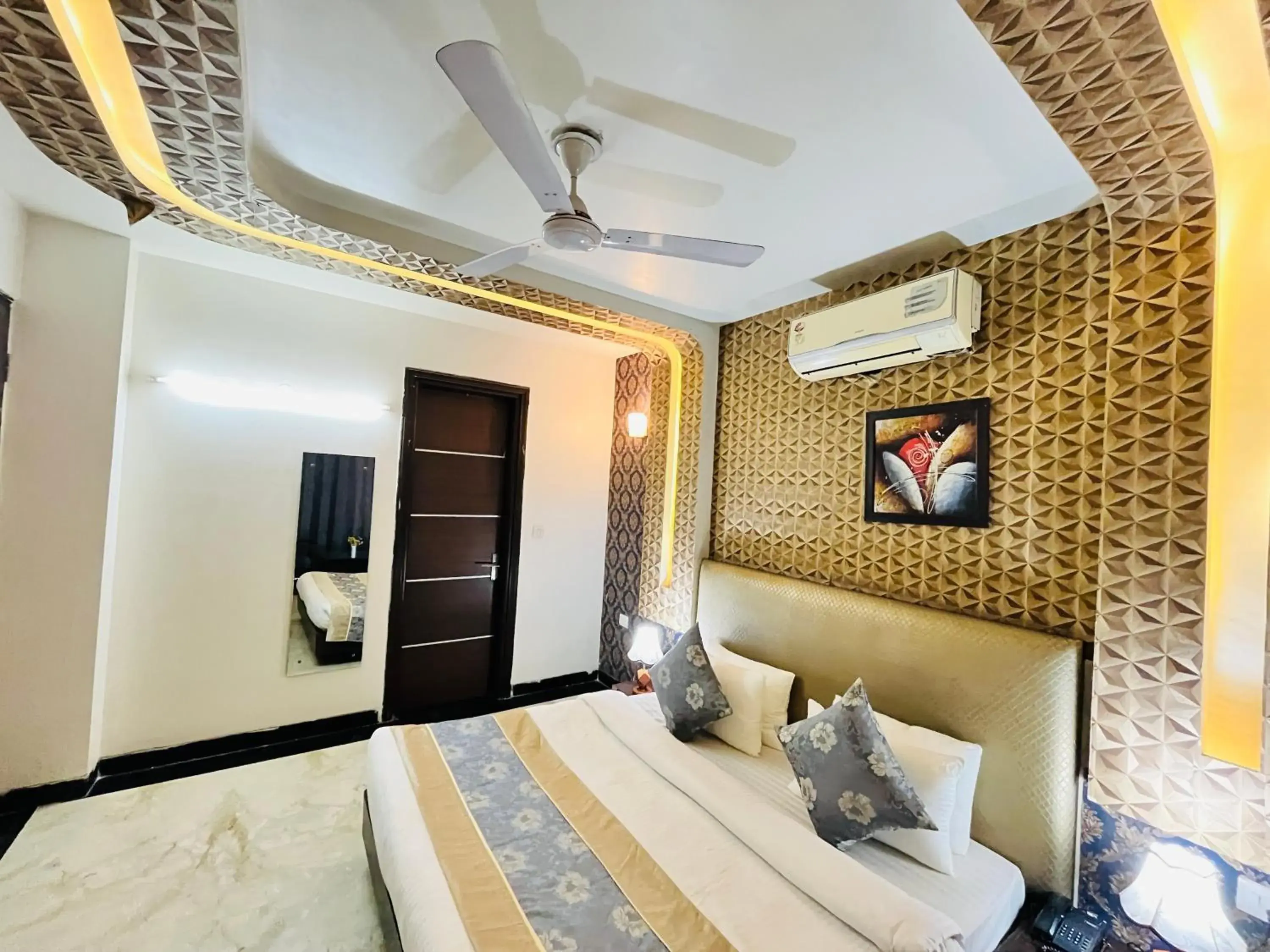 View (from property/room), Bed in Hotel Dayal Regency near IMT Chowk Manesar, Manesar View (from property/room), Bed in Hotel Dayal Regency near IMT Chowk Manesar, Manesar