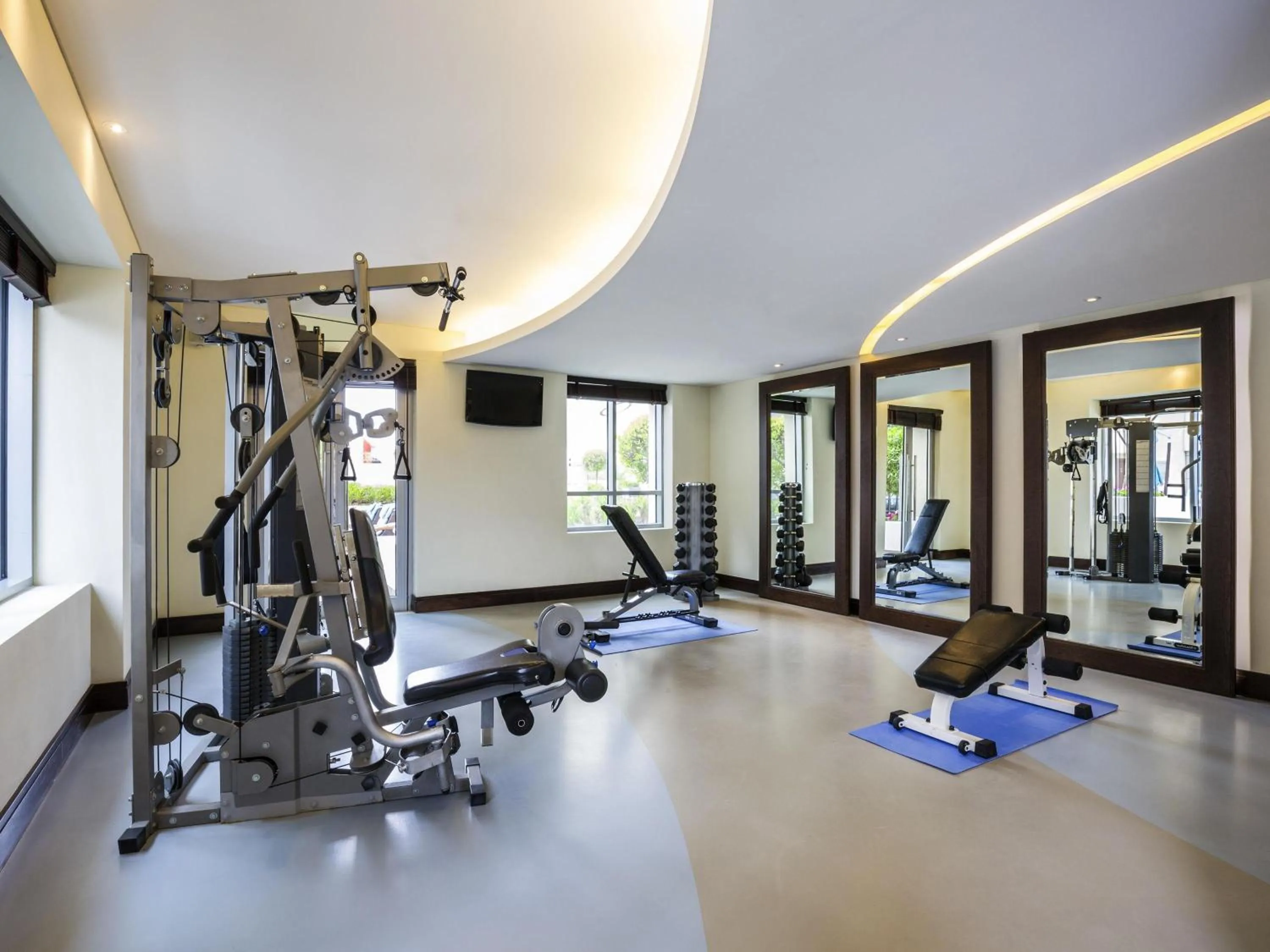 Fitness centre/facilities in Novotel Deira Creekside Dubai
