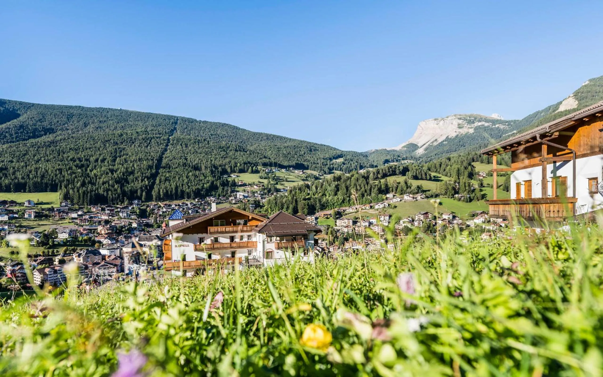 Property building in Am Rainell Hof