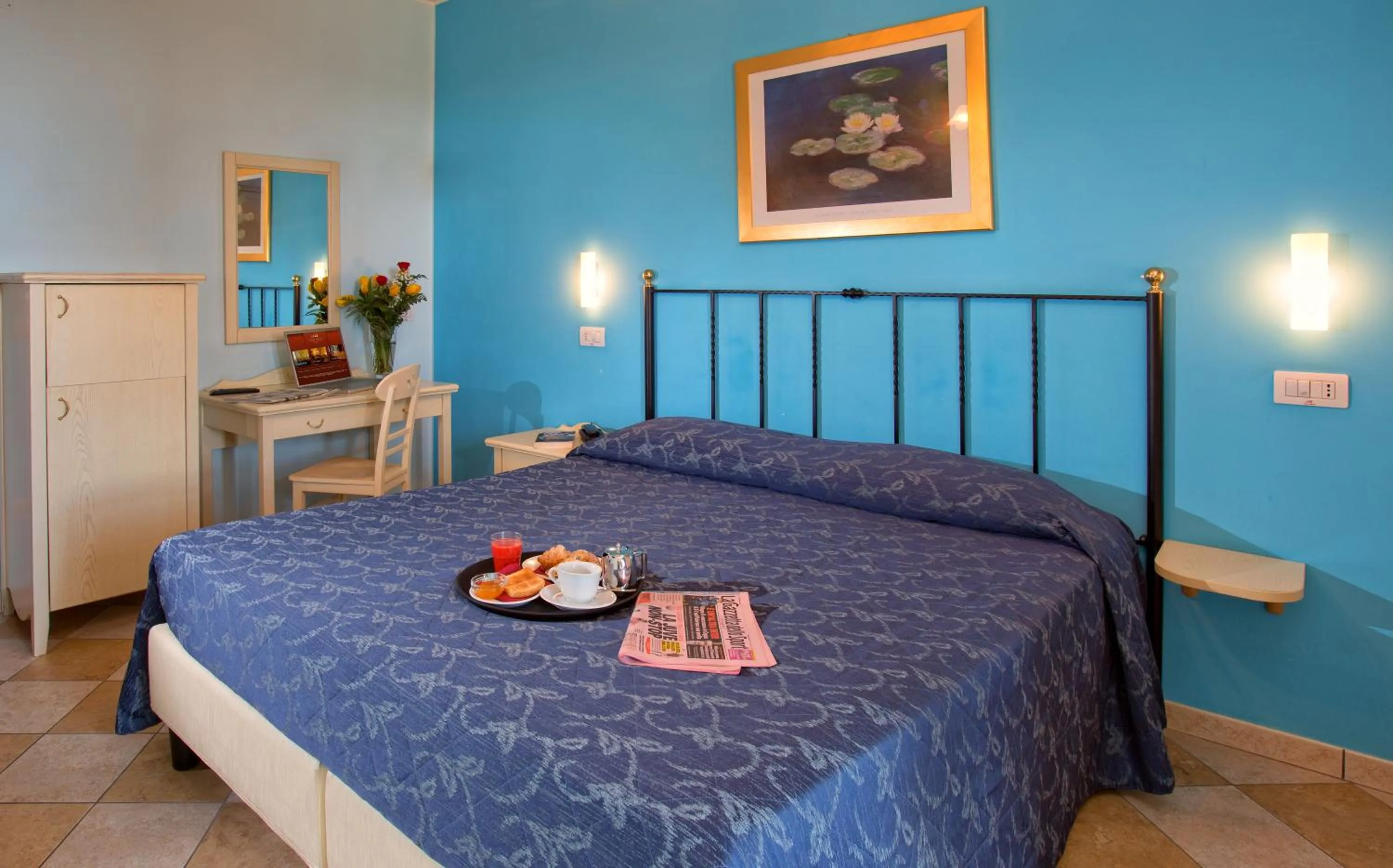 Bedroom, Bed in Hotel Ristorante Casa Rossa