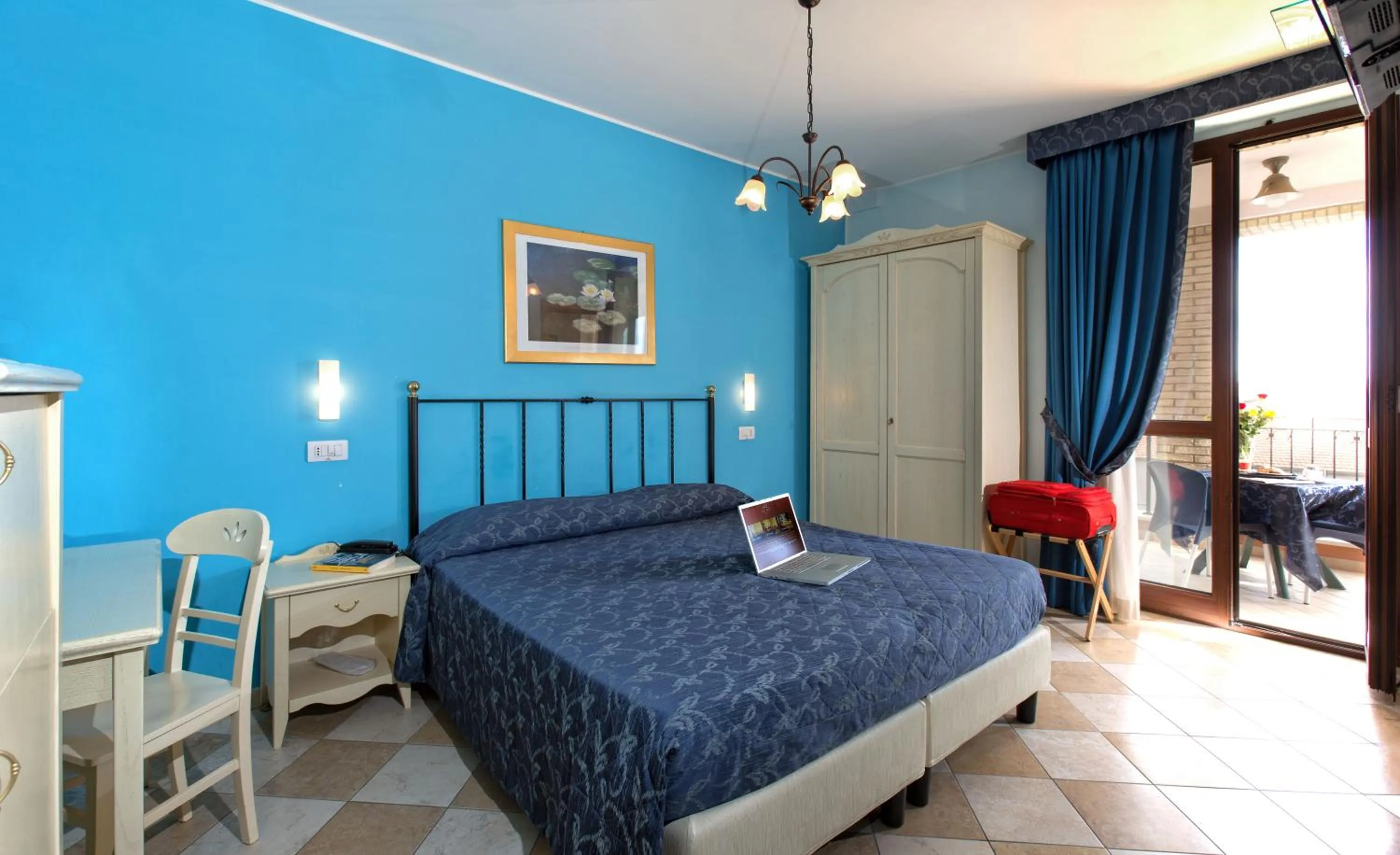 Bedroom, Bed in Hotel Ristorante Casa Rossa