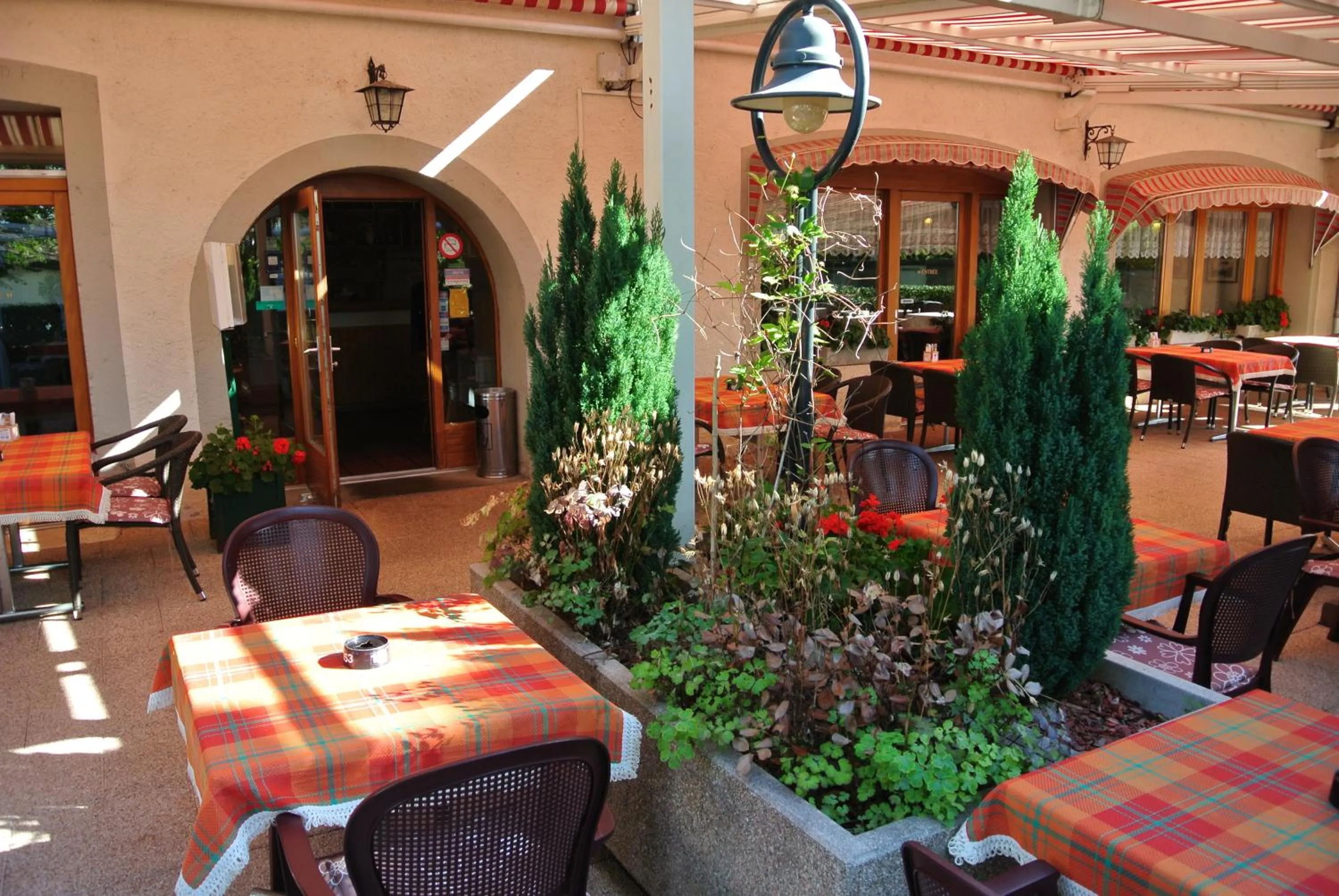 Restaurant/places to eat in Auberge de la Réunion