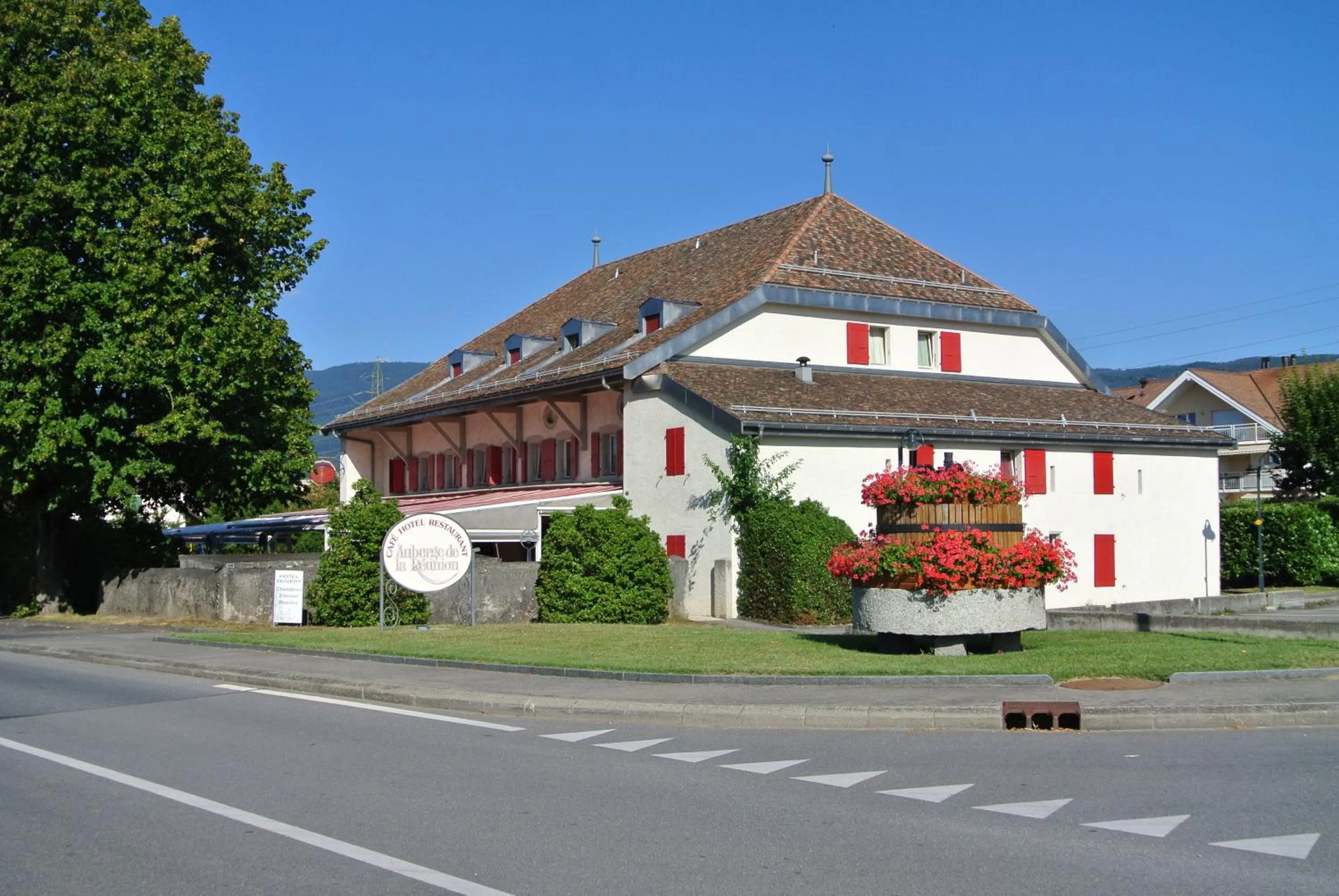 Facade/entrance in Auberge de la Réunion