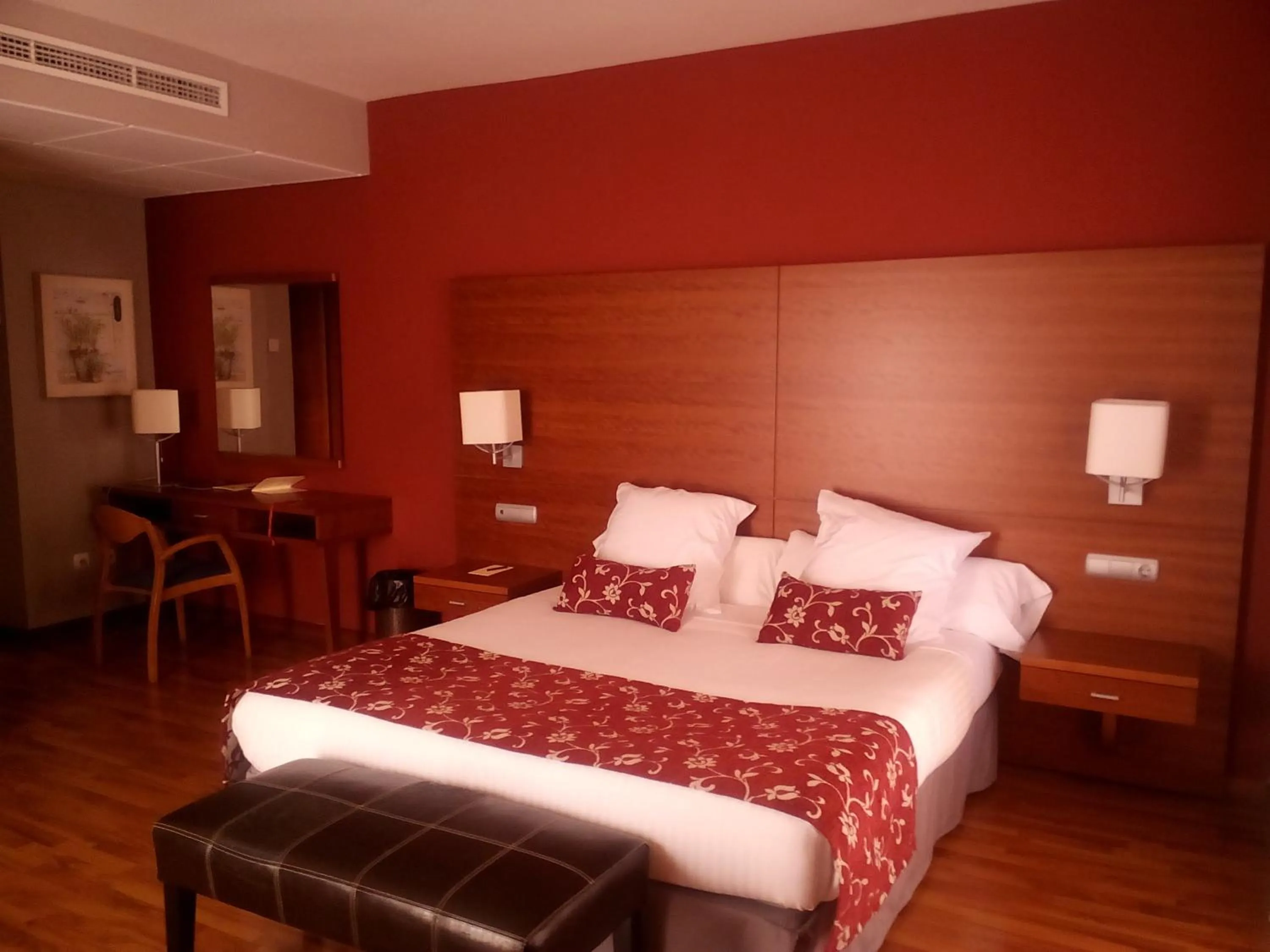 Hotel Restaurante El Tollo