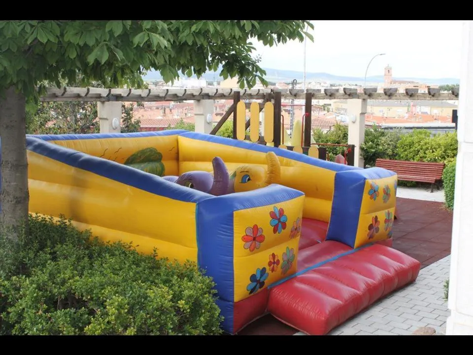 Property building in Hotel Restaurante El Tollo