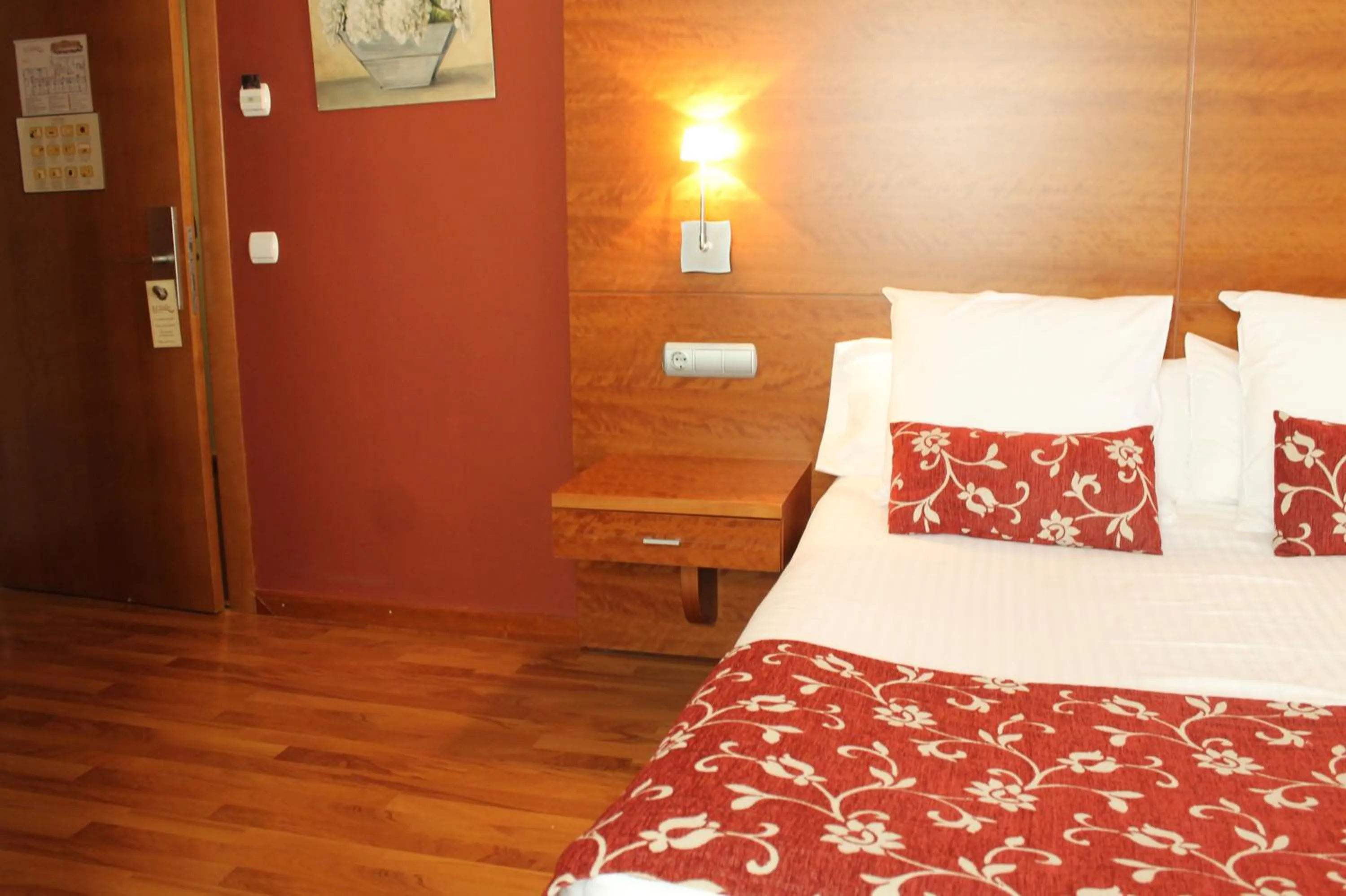 Hotel Restaurante El Tollo