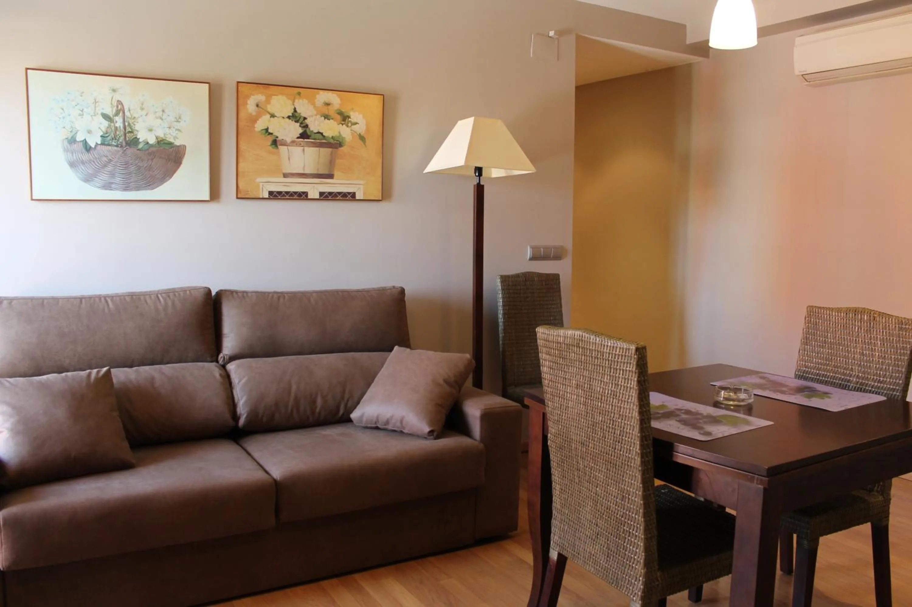 Hotel Restaurante El Tollo