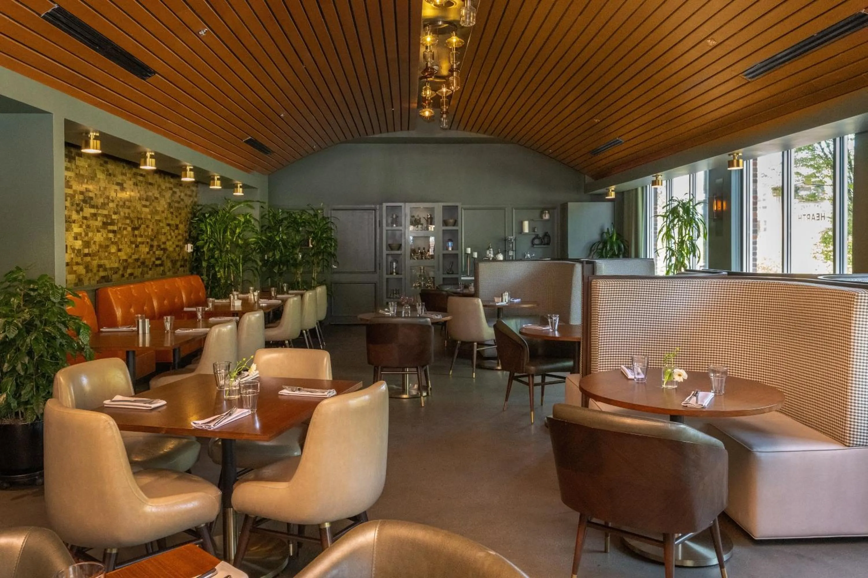 Restaurant/places to eat in The Heathman Hotel Kirkland