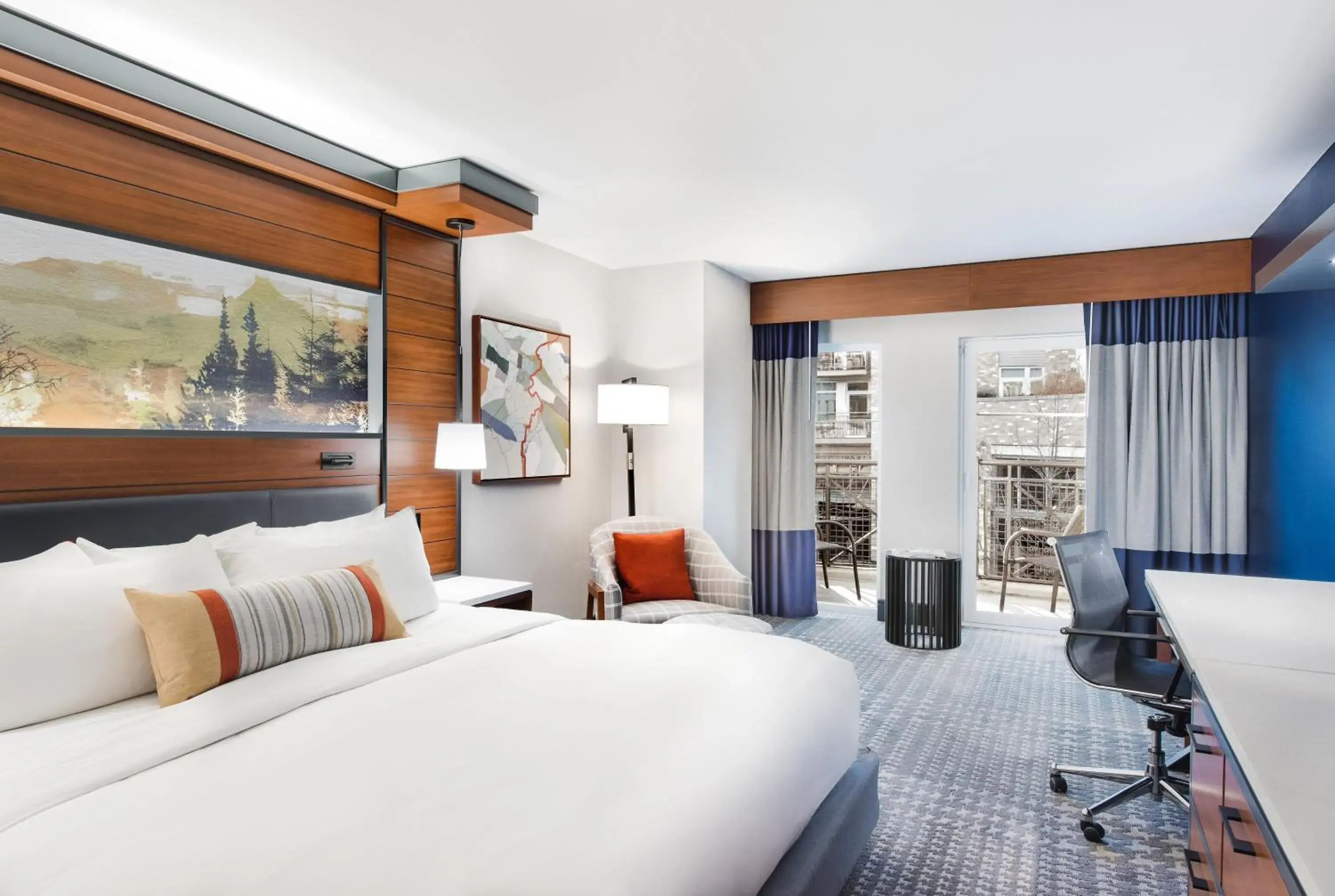 Bedroom, Bed in The Heathman Hotel Kirkland Bedroom, Bed in The Heathman Hotel Kirkland