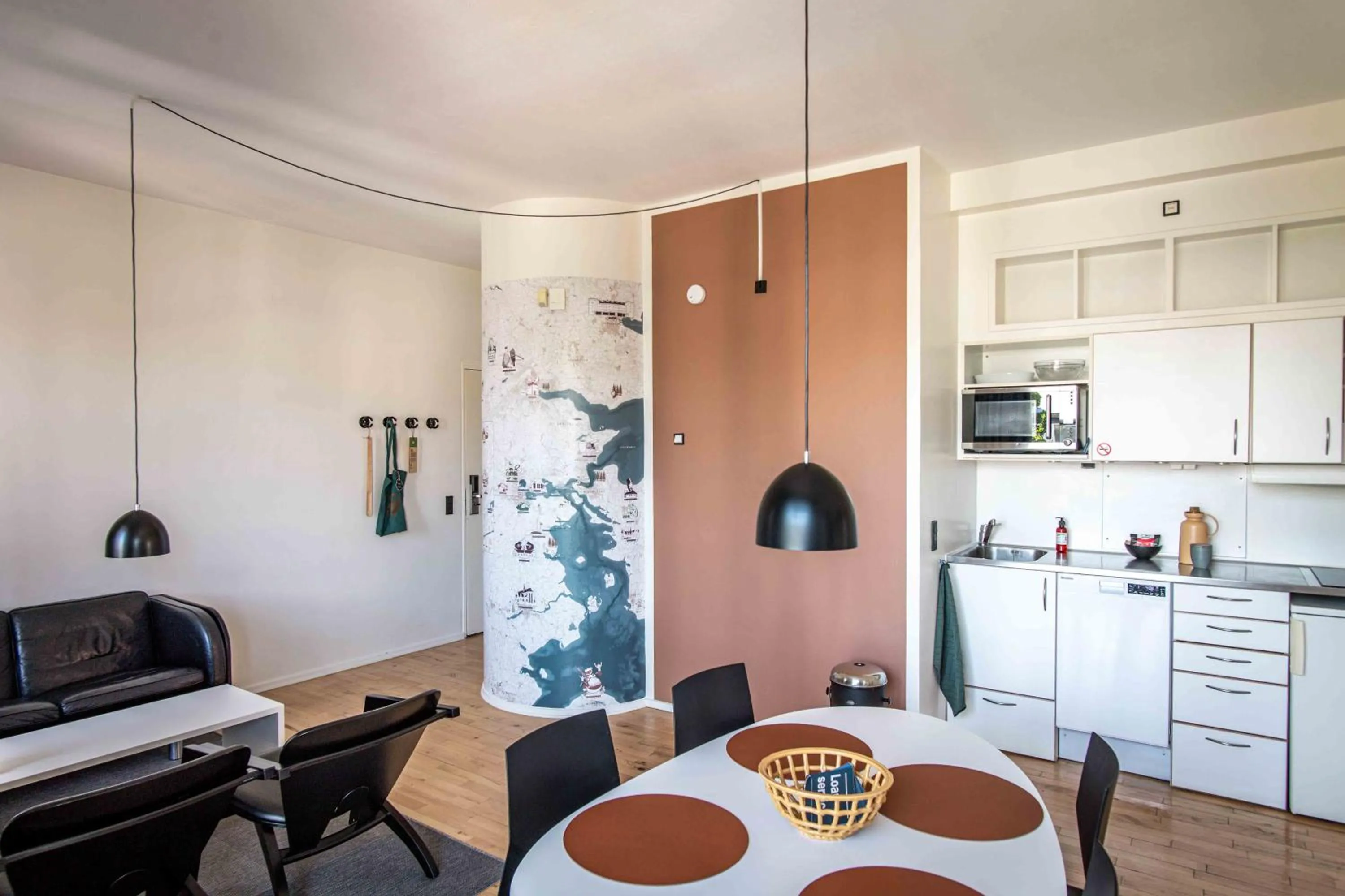 Kitchen or kitchenette in Kolding Hotel Apartments