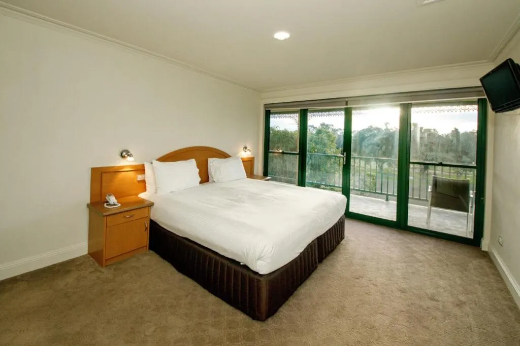 Bedroom, Bed in Yarrawonga Mulwala Golf Club