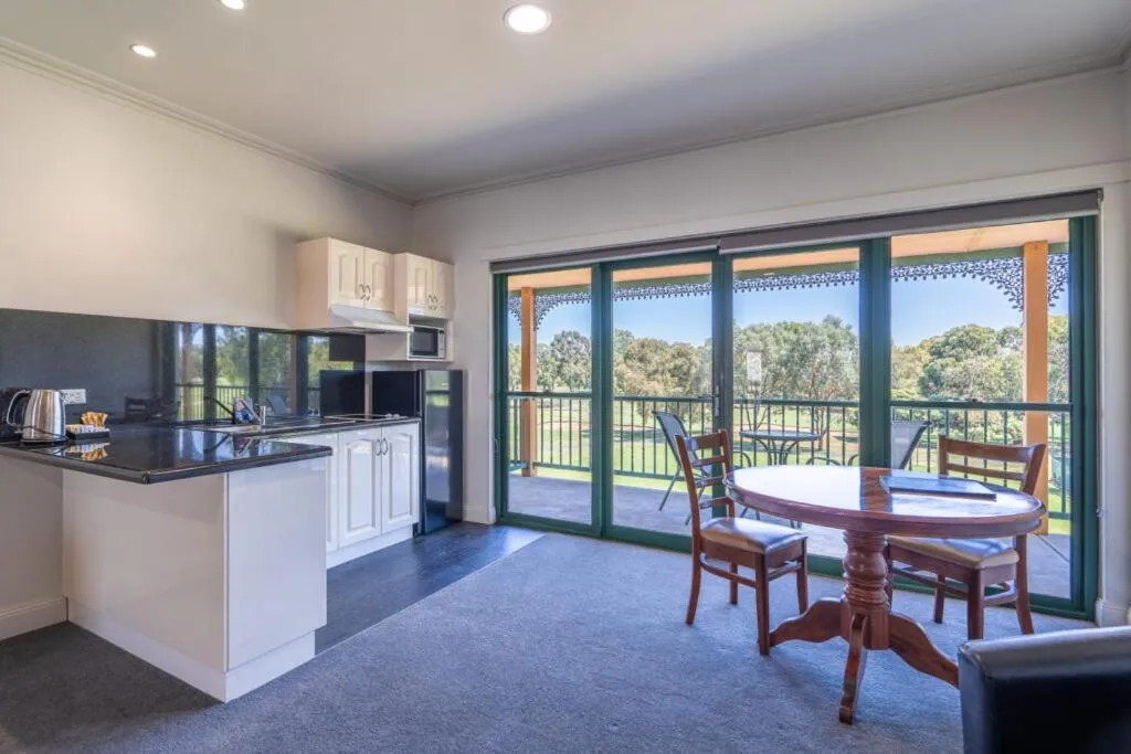 Kitchen or kitchenette in Yarrawonga Mulwala Golf Club
