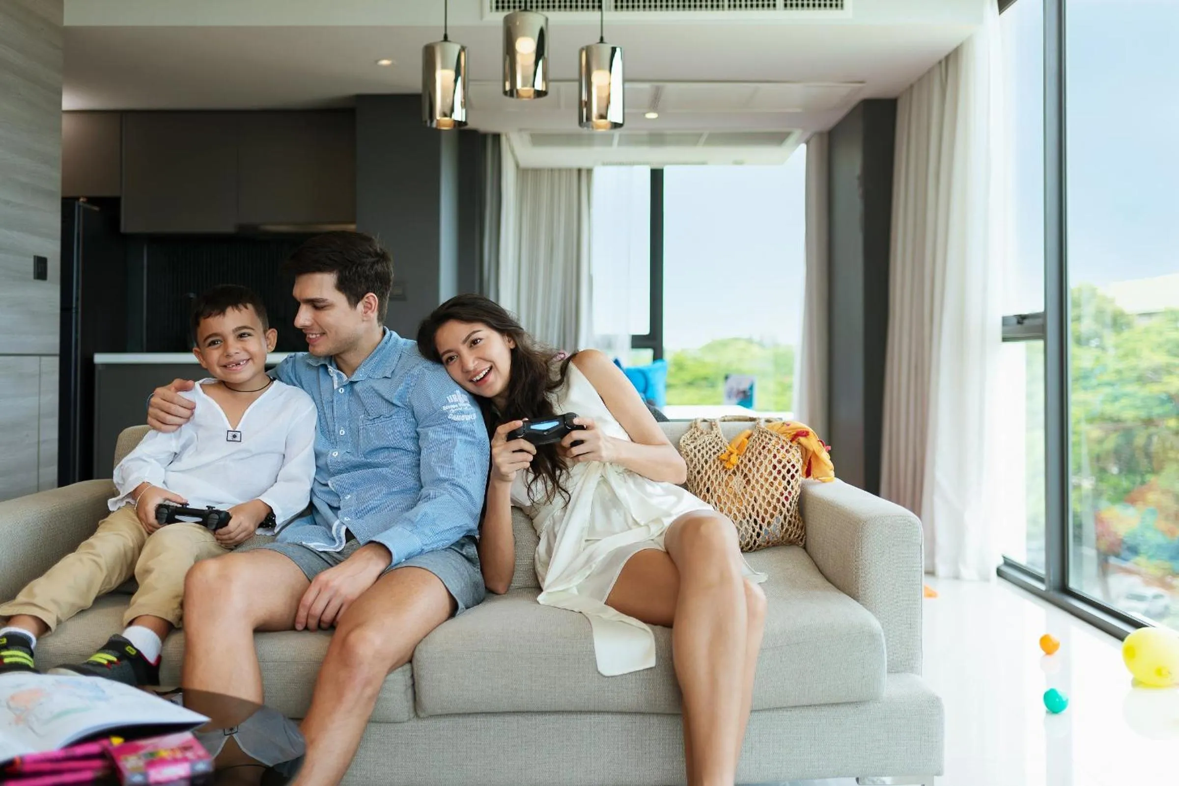 People in Seaphere Pattaya Hotel by Elite Suites