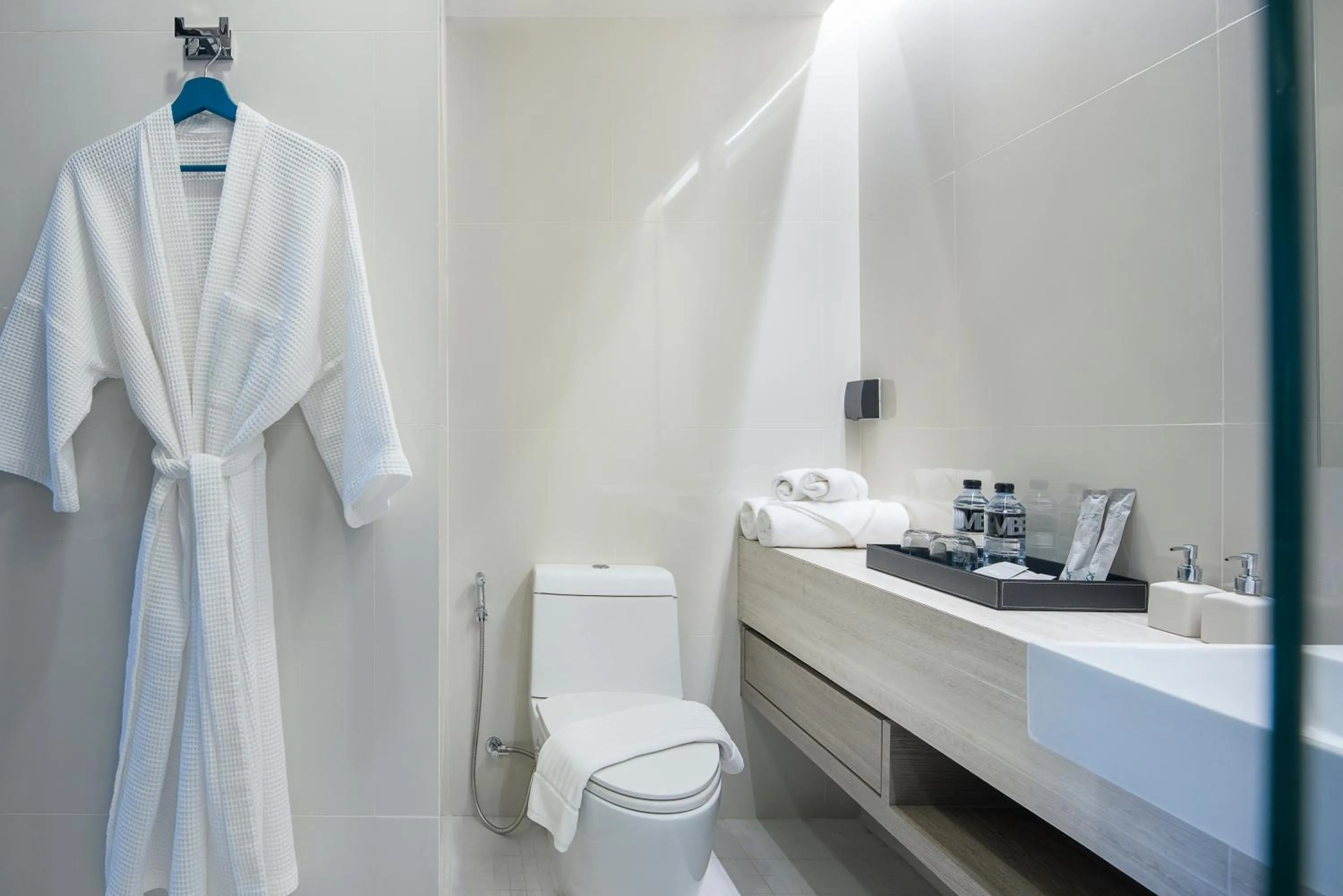 Toilet in Seaphere Pattaya Hotel by Elite Suites