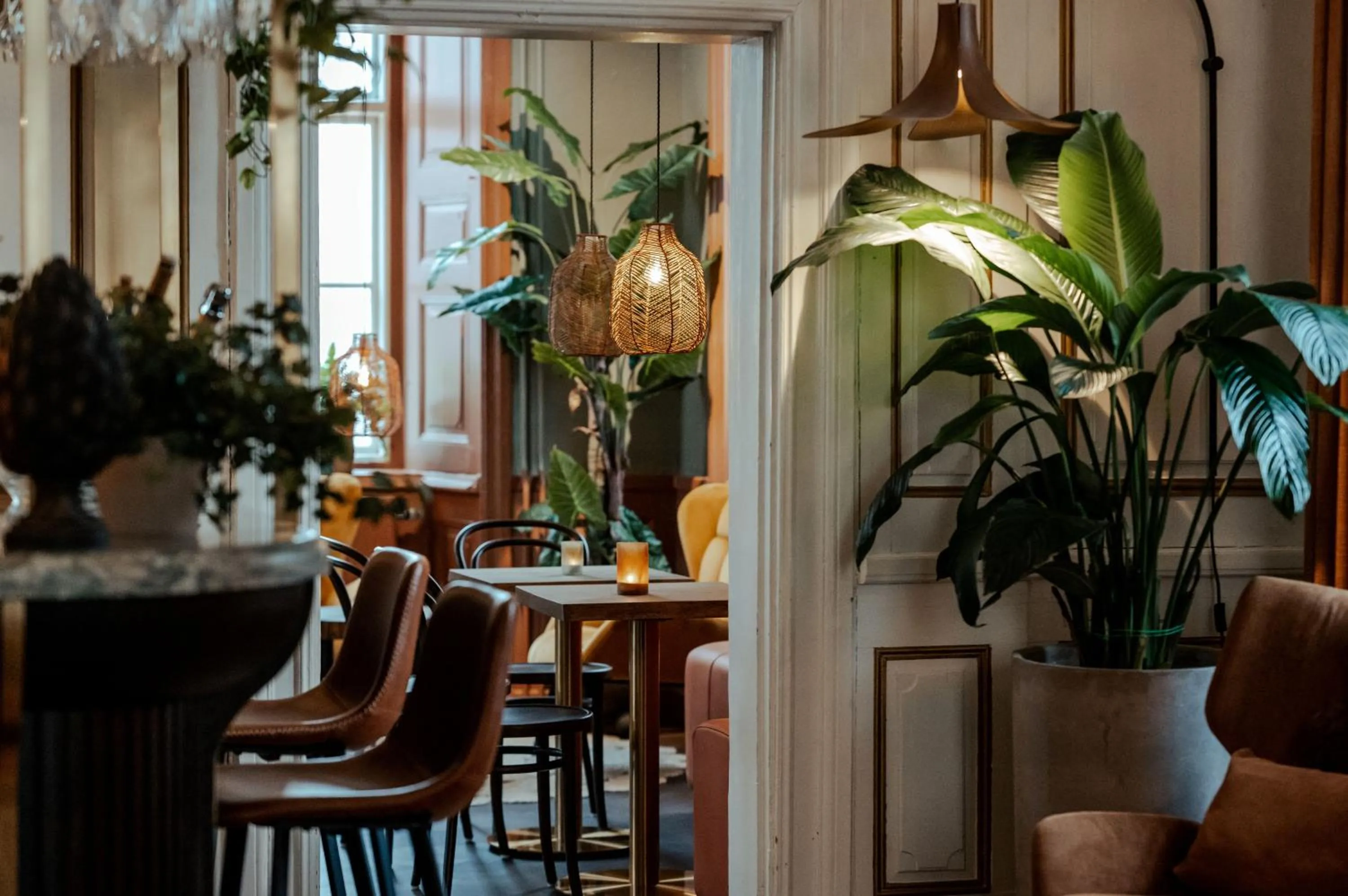 Restaurant/places to eat in Haga Slott