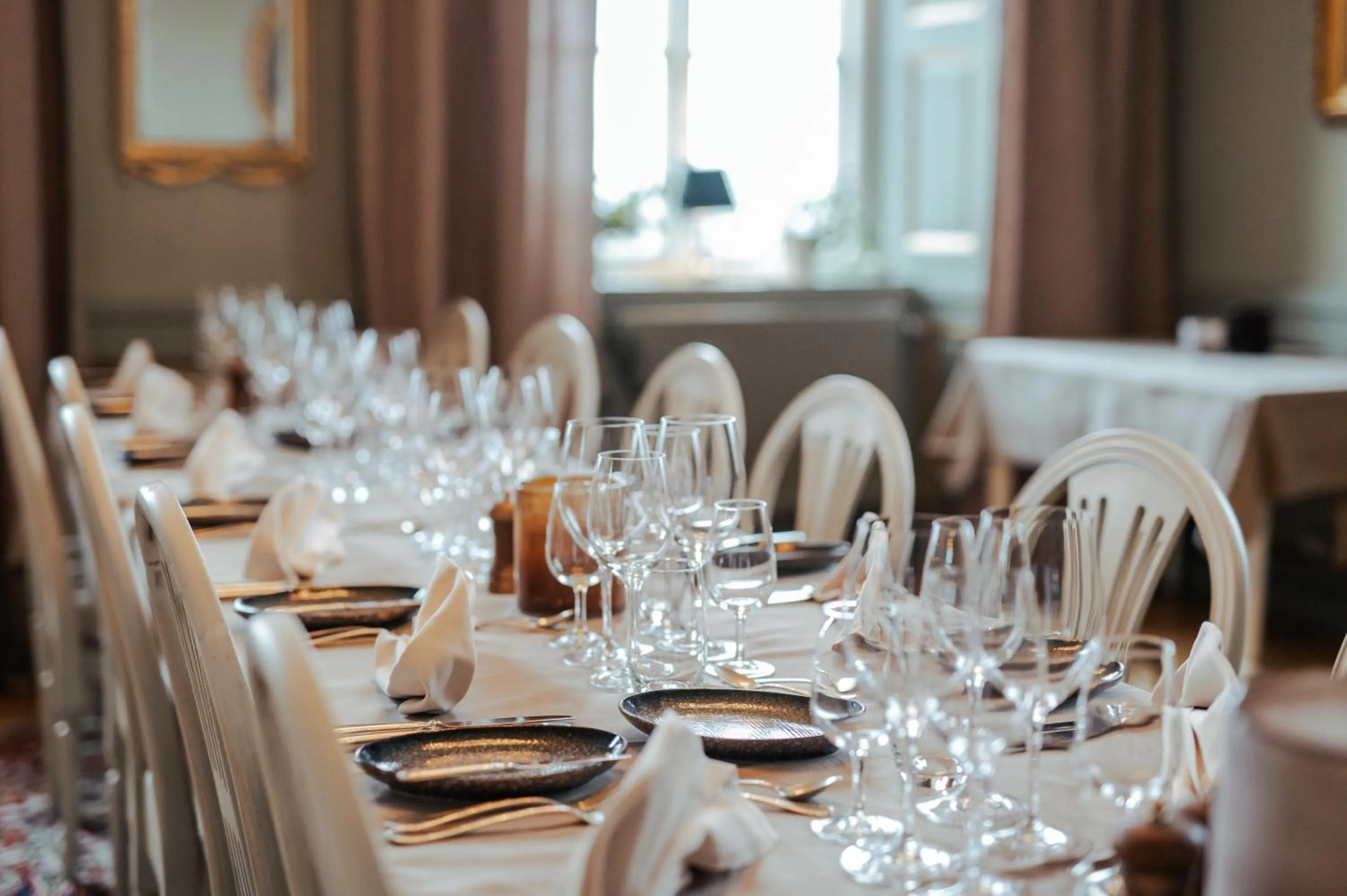 Restaurant/places to eat in Haga Slott