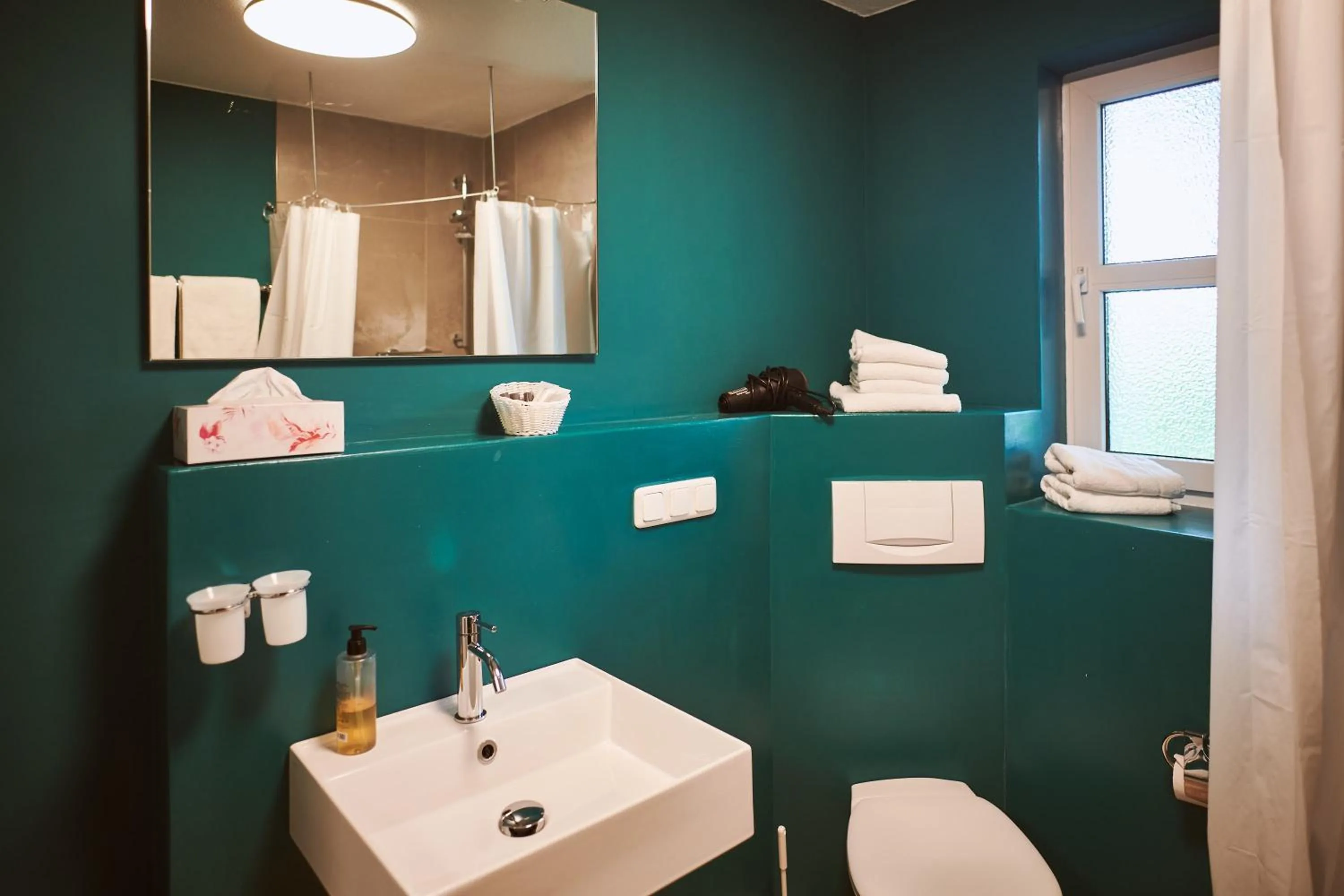 Bathroom in Gutshotel Baron Knyphausen