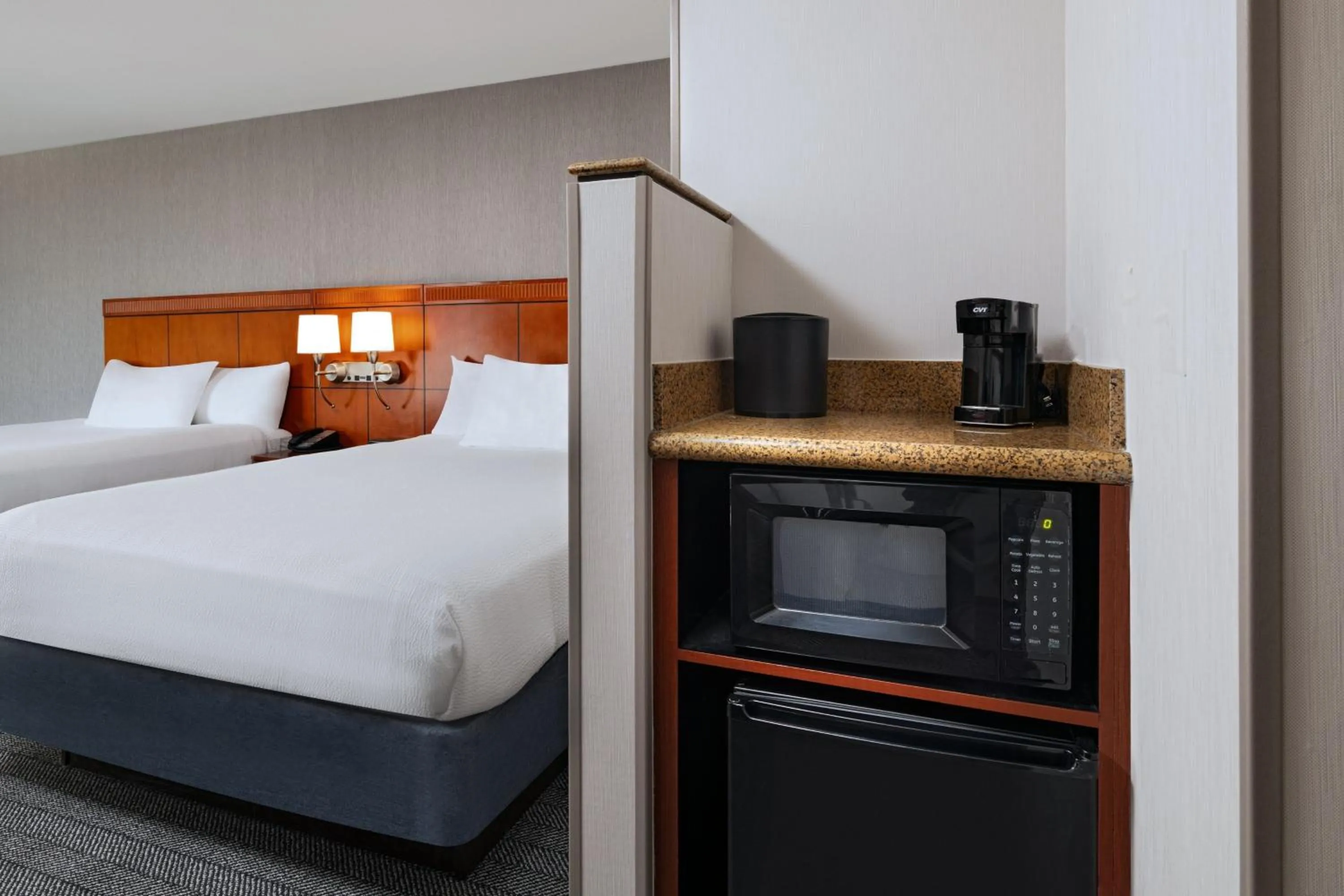 Photo of the whole room, Bed in Courtyard by Marriott Boise West/Meridian