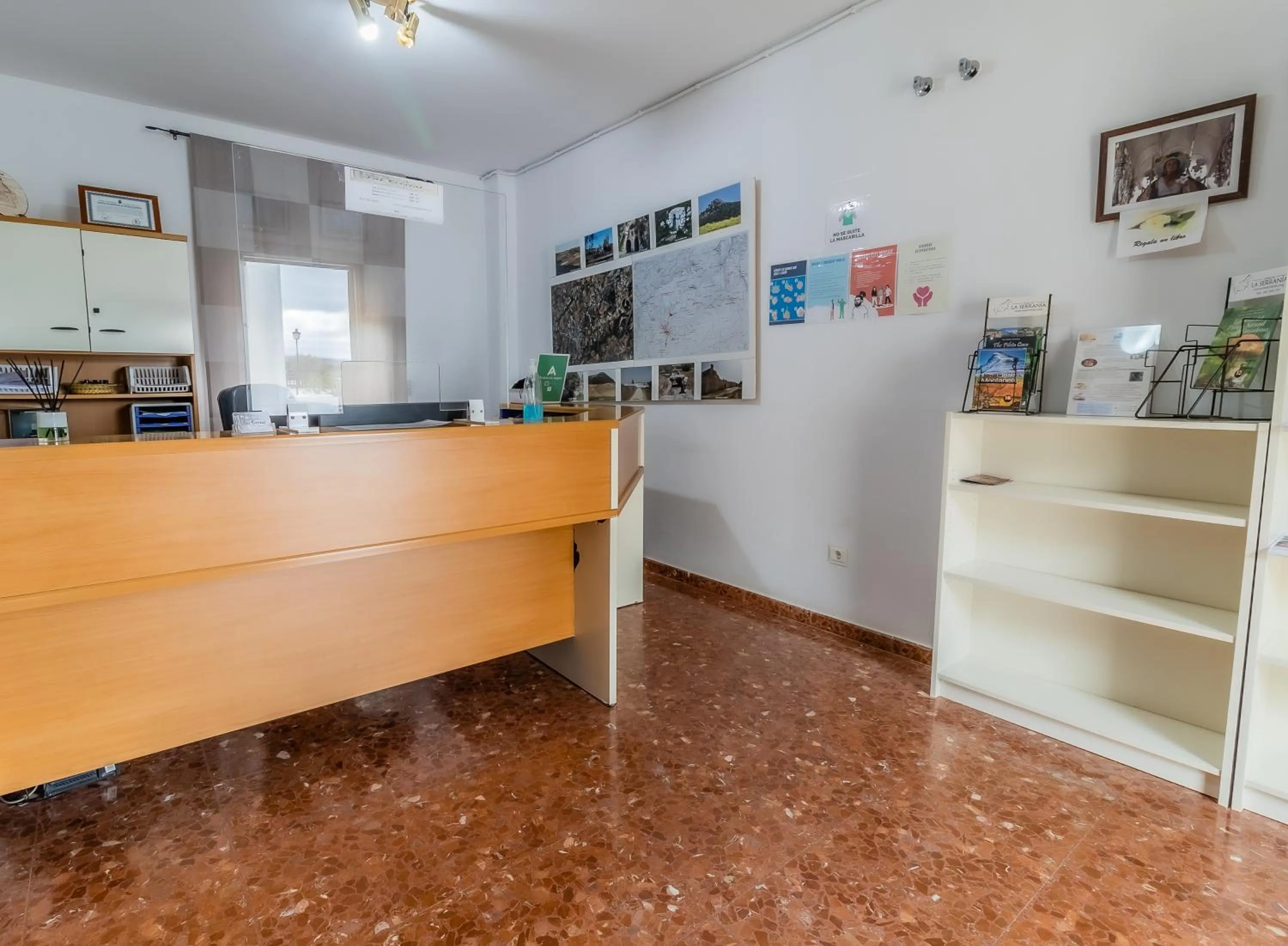 Lobby or reception in Hotel Las Errizas by Vivere Stays