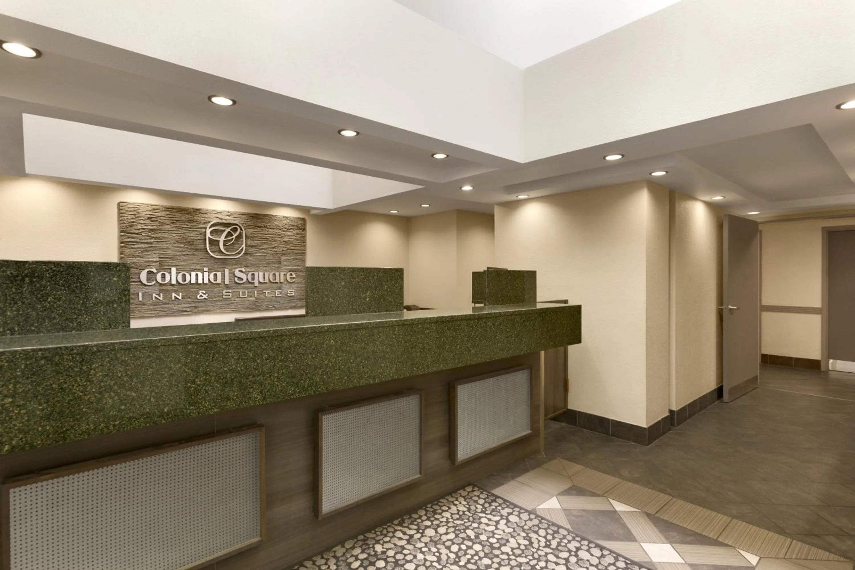 Lobby or reception in Colonial Square Inn & Suites