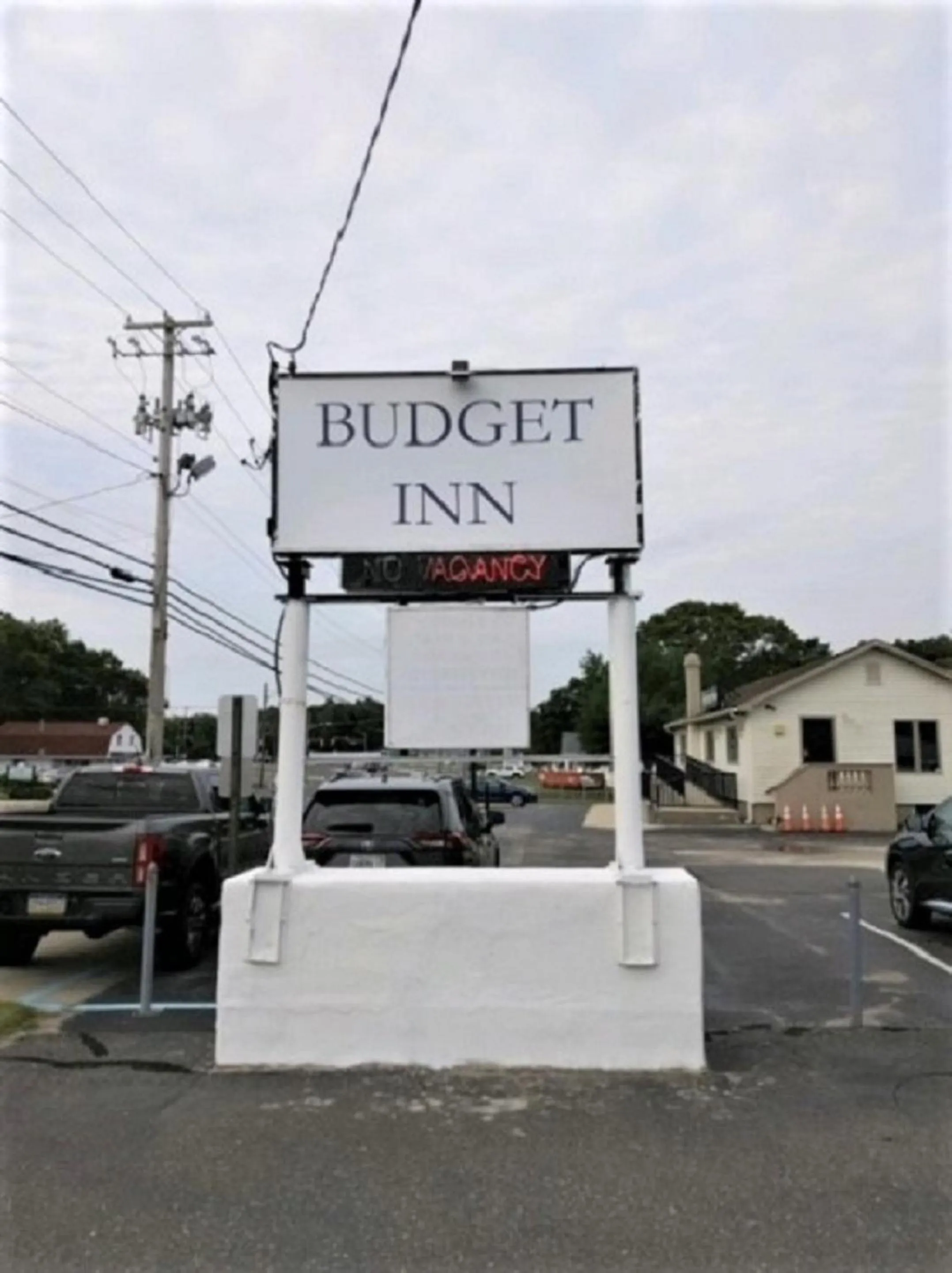 Property logo or sign in Budget Inn Motel Suites Somers Point