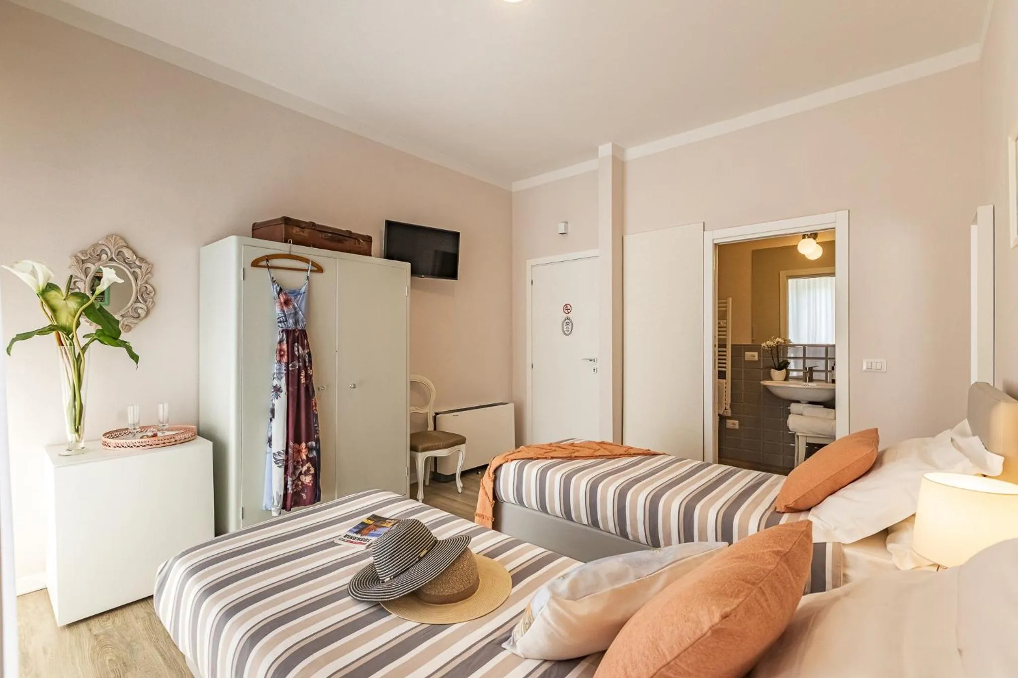 Bedroom, Bed in B&B La Cornice