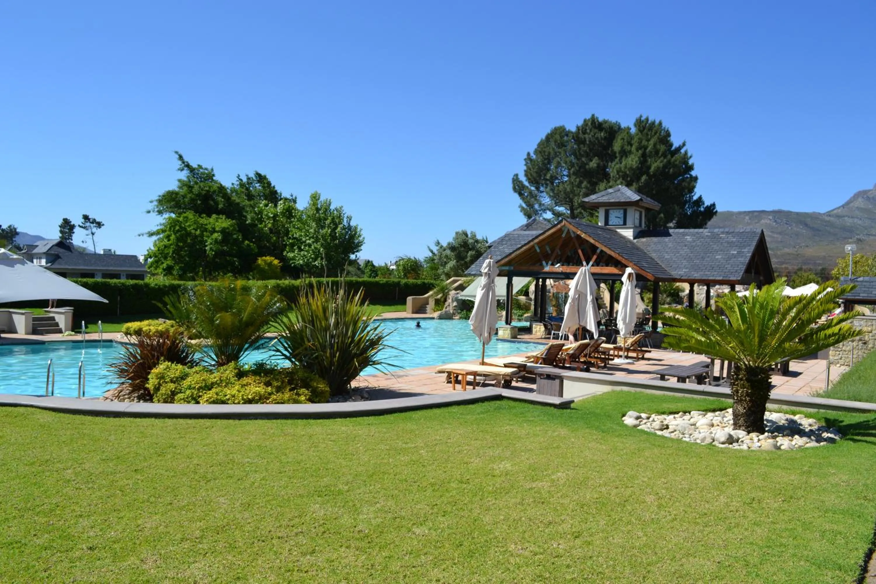 Swimming pool in Pearl Valley Suites