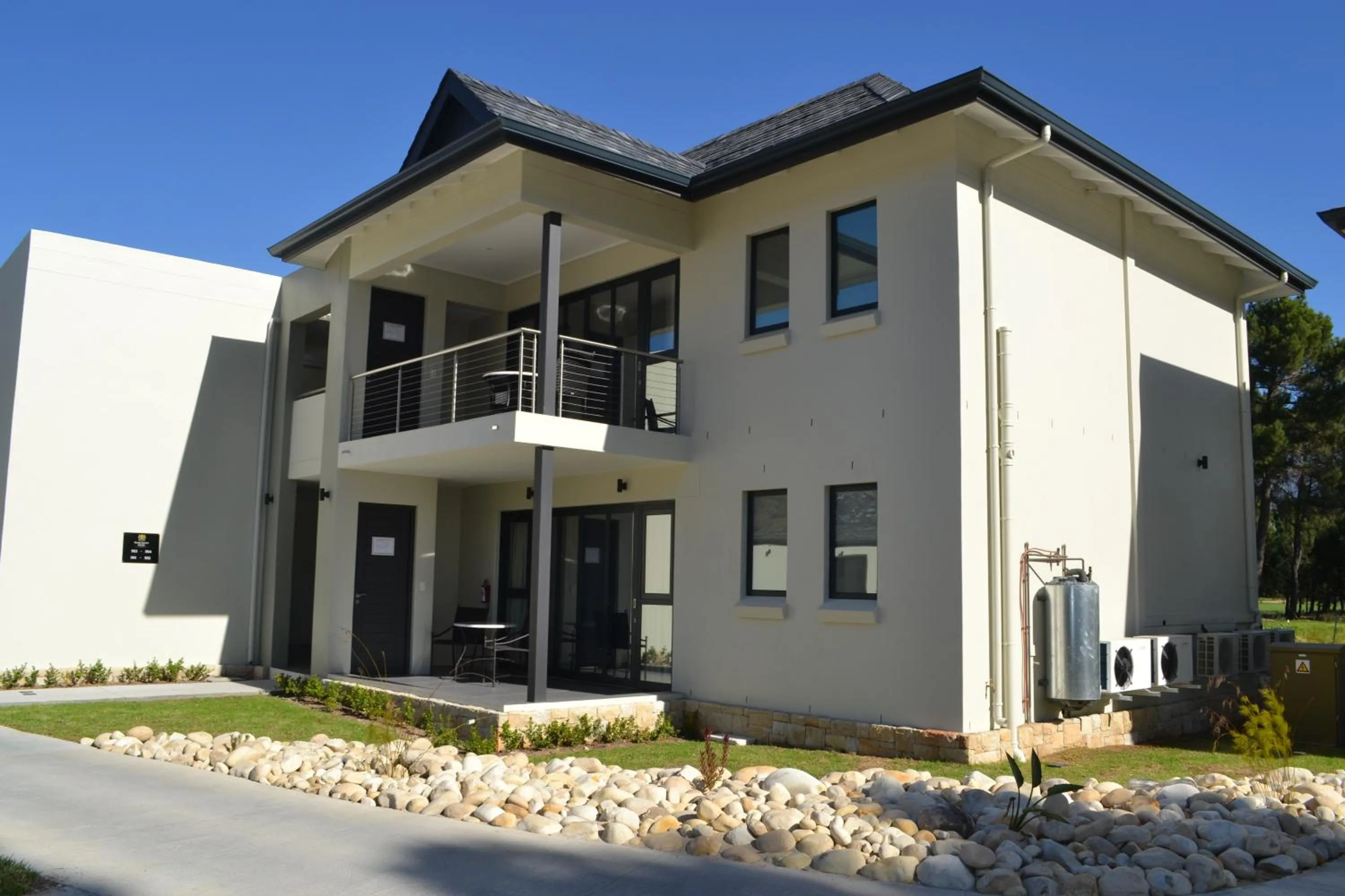 Property building in Pearl Valley Suites