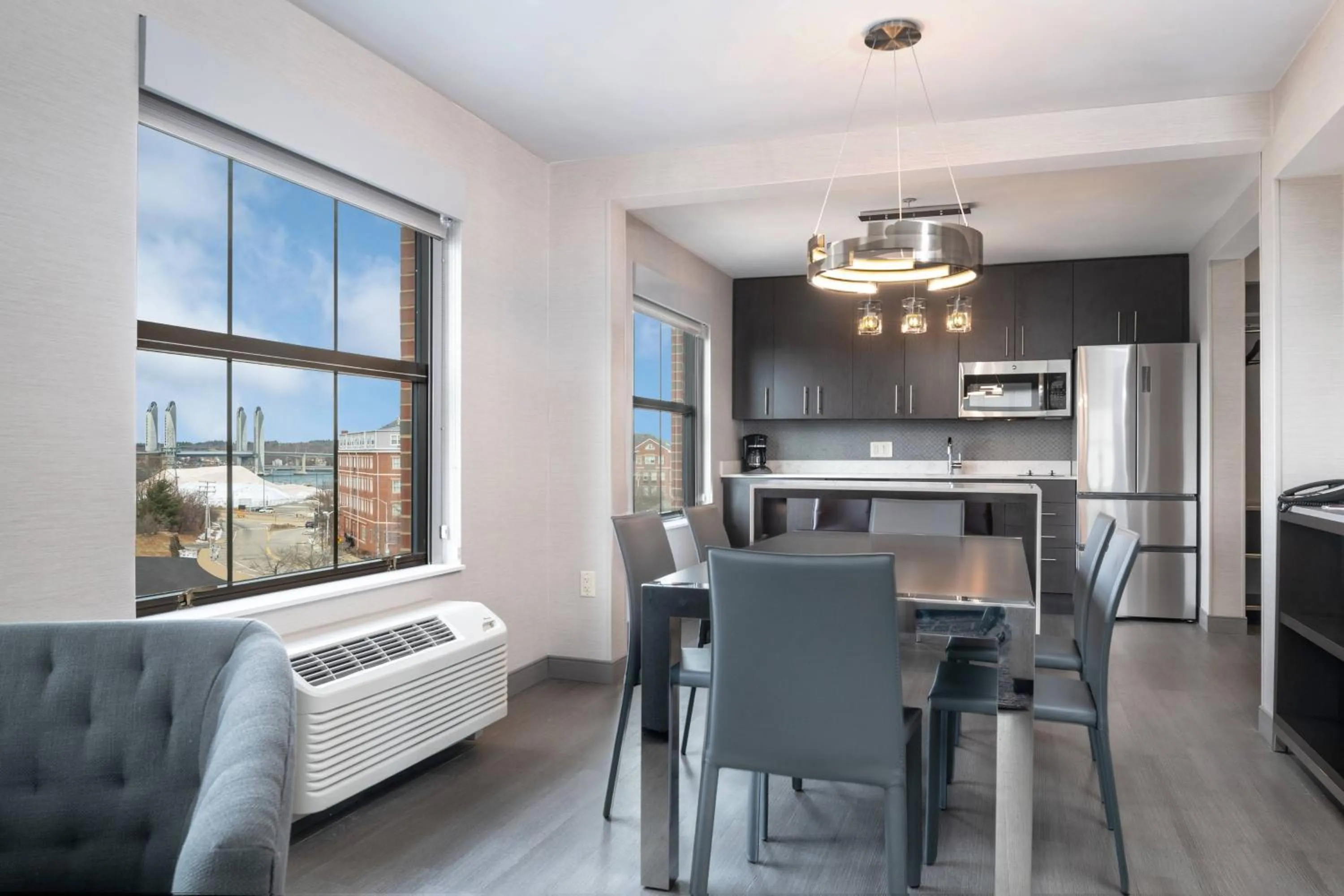 Kitchen or kitchenette in Residence Inn by Marriott Portsmouth Downtown