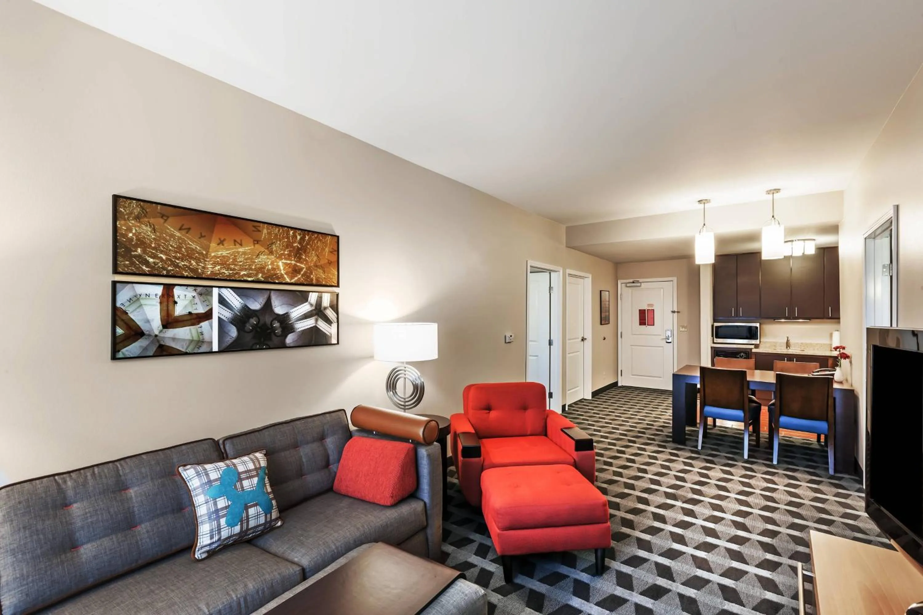 Photo of the whole room in TownePlace Suites by Marriott Tulsa North/Owasso