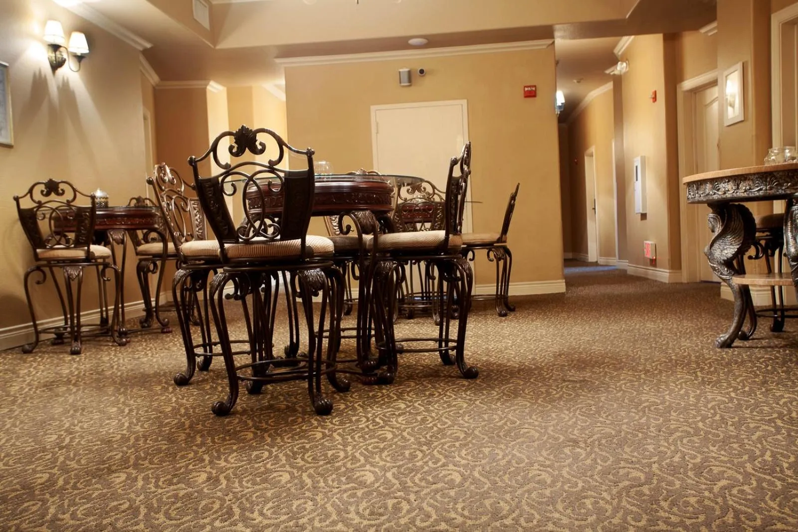 Restaurant/places to eat in O'Brien Riverwalk Boutique Hotel