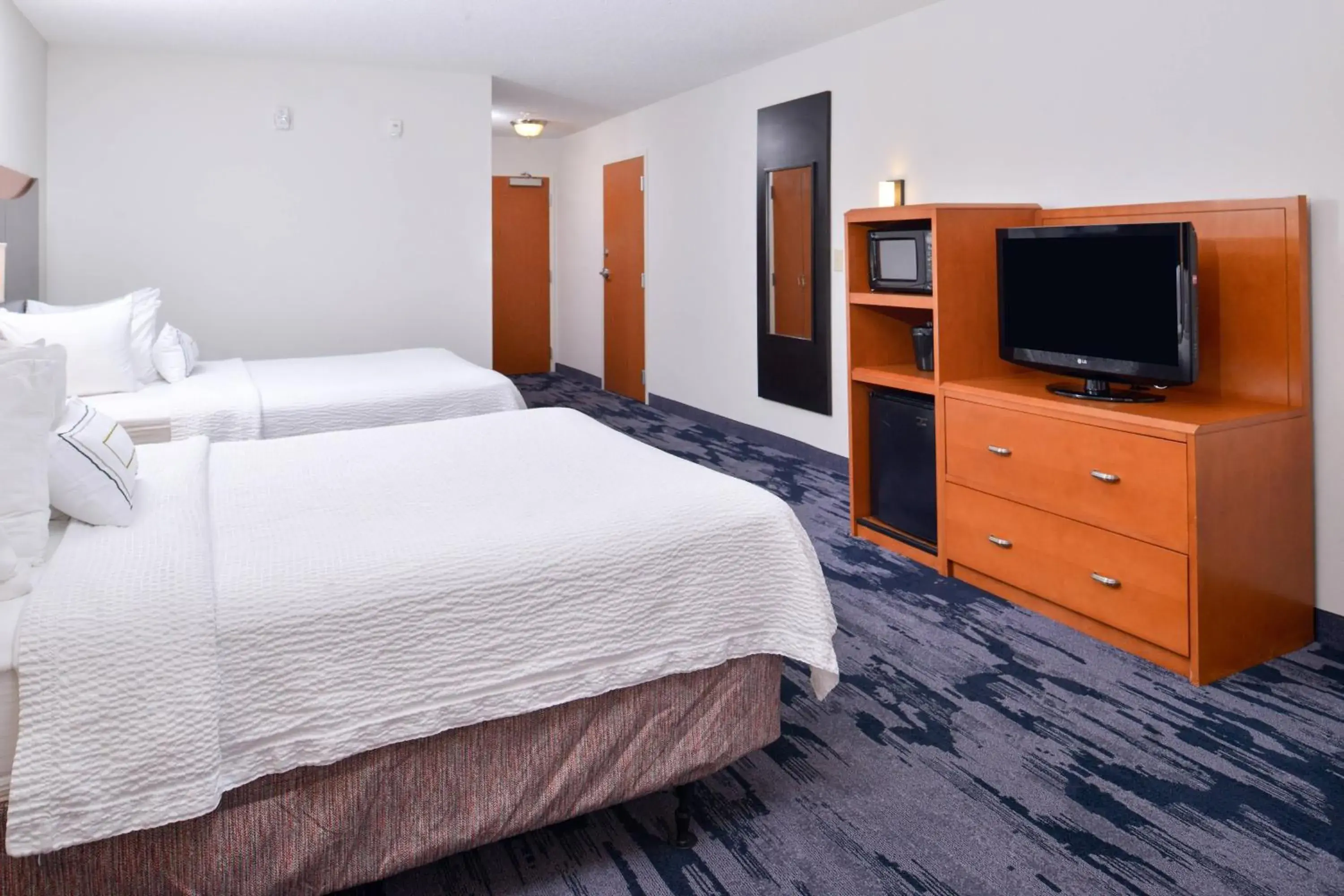 Queen Room with Two Queen Beds - Hearing Accessible in Fairfield Inn and Suites by Marriott Birmingham Pelham/I-65 Queen Room with Two Queen Beds - Hearing Accessible in Fairfield Inn and Suites by Marriott Birmingham Pelham/I-65