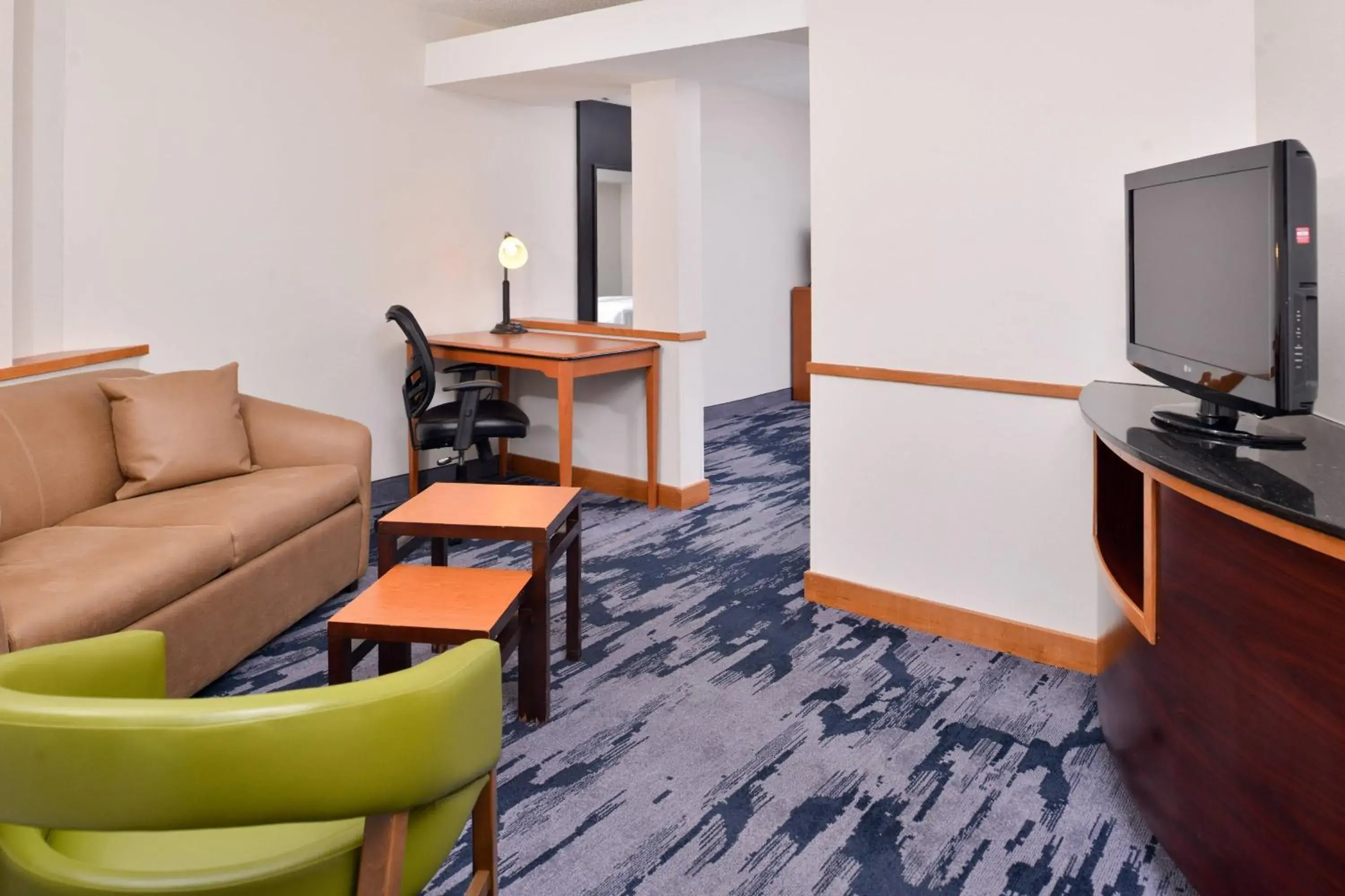 King Studio with Sofa Bed - Hearing Accessible in Fairfield Inn and Suites by Marriott Birmingham Pelham/I-65 King Studio with Sofa Bed - Hearing Accessible in Fairfield Inn and Suites by Marriott Birmingham Pelham/I-65