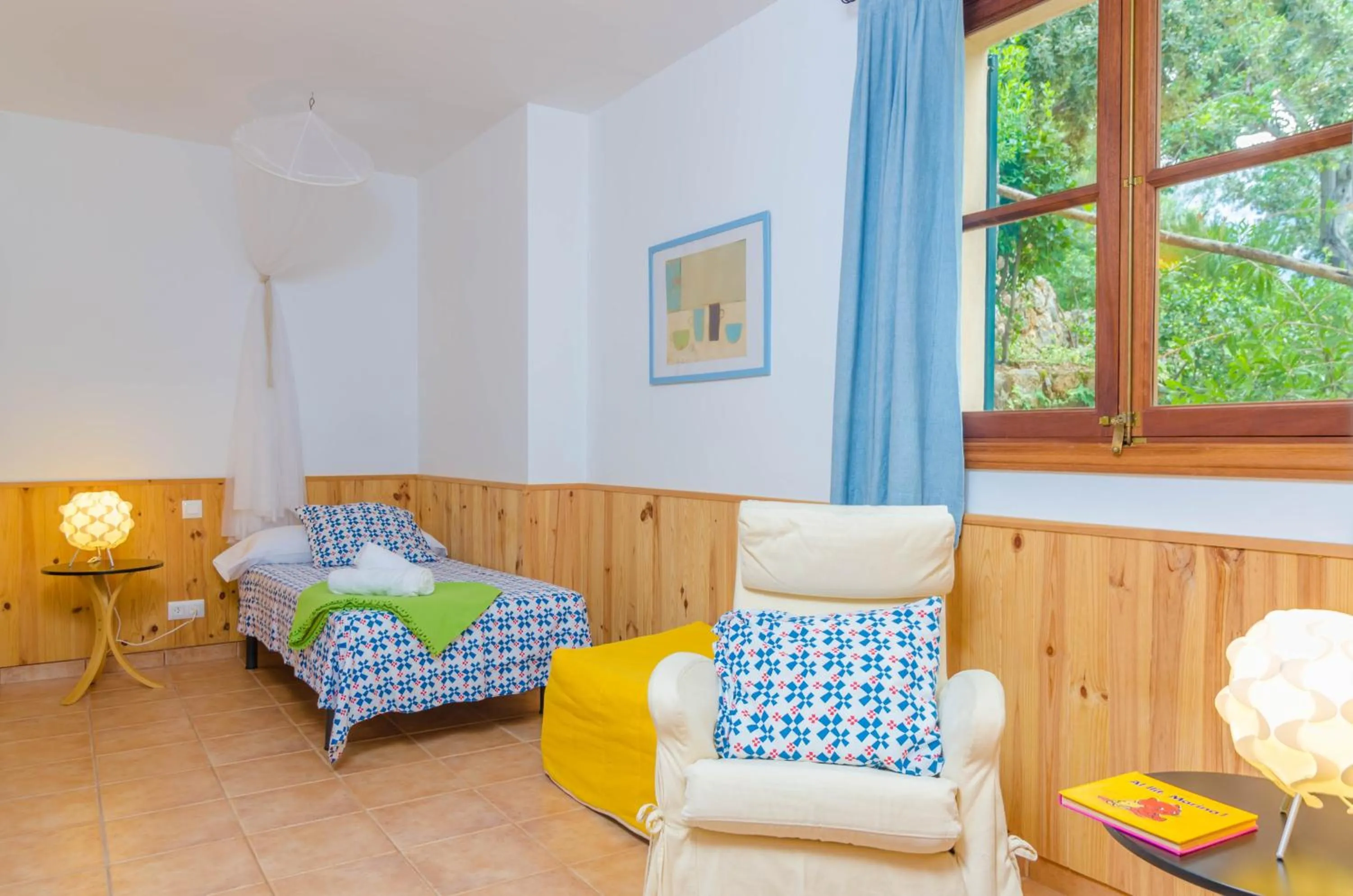 Bedroom, Bed in Son Bou