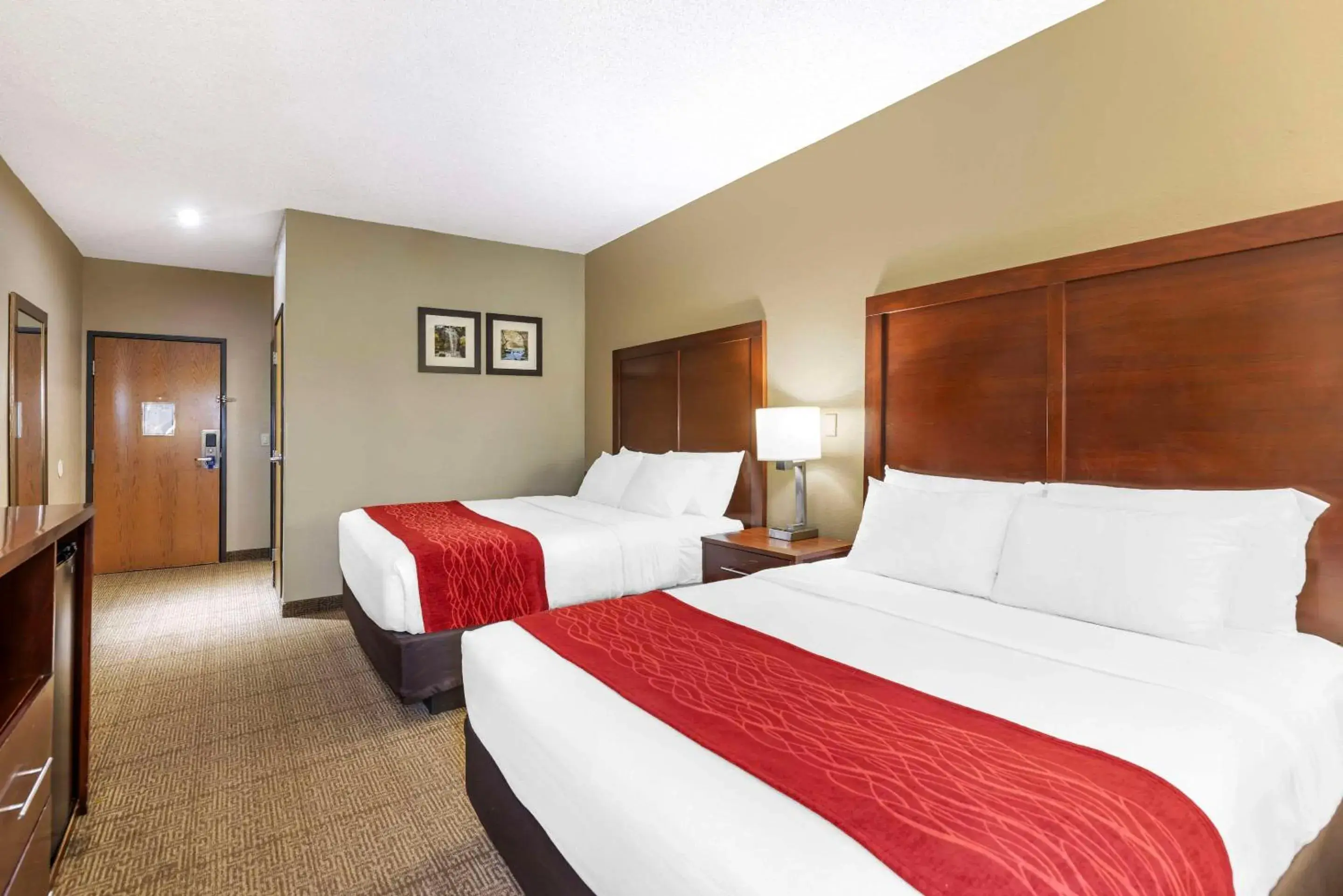 Bedroom in Comfort Inn Grain Valley Bedroom in Comfort Inn Grain Valley