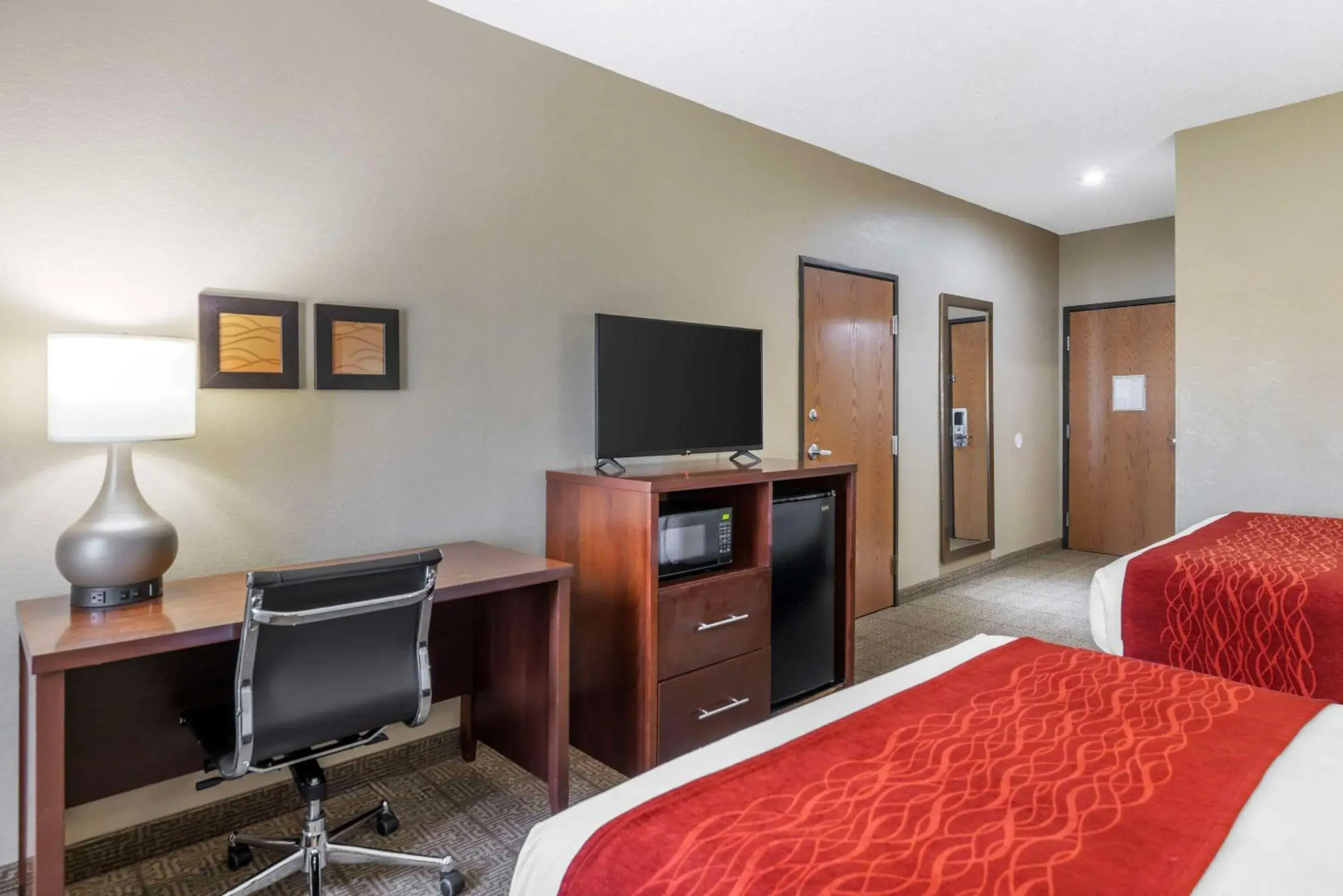 Bedroom in Comfort Inn Grain Valley Bedroom in Comfort Inn Grain Valley