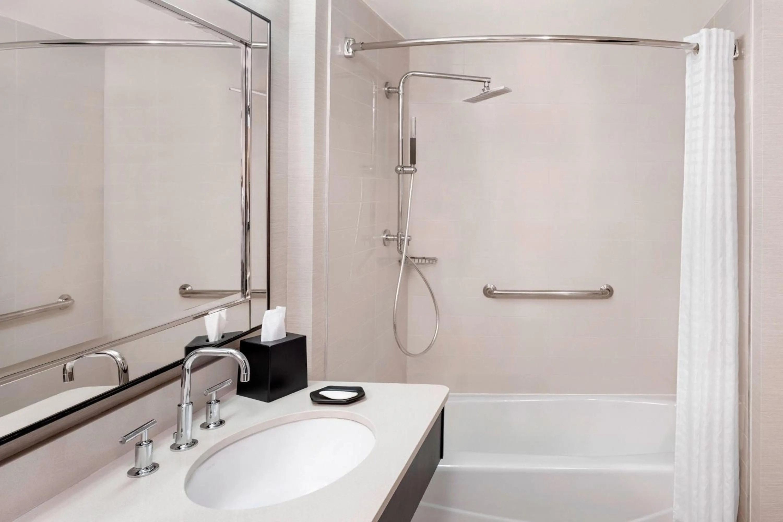 Bathroom in The Westin Atlanta Perimeter North